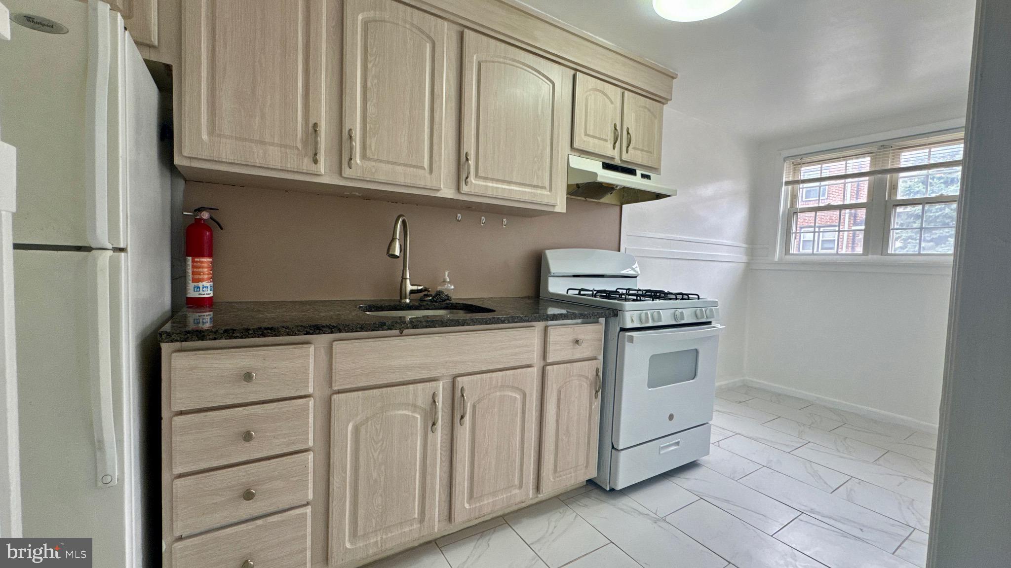 TACONY - Residential Lease