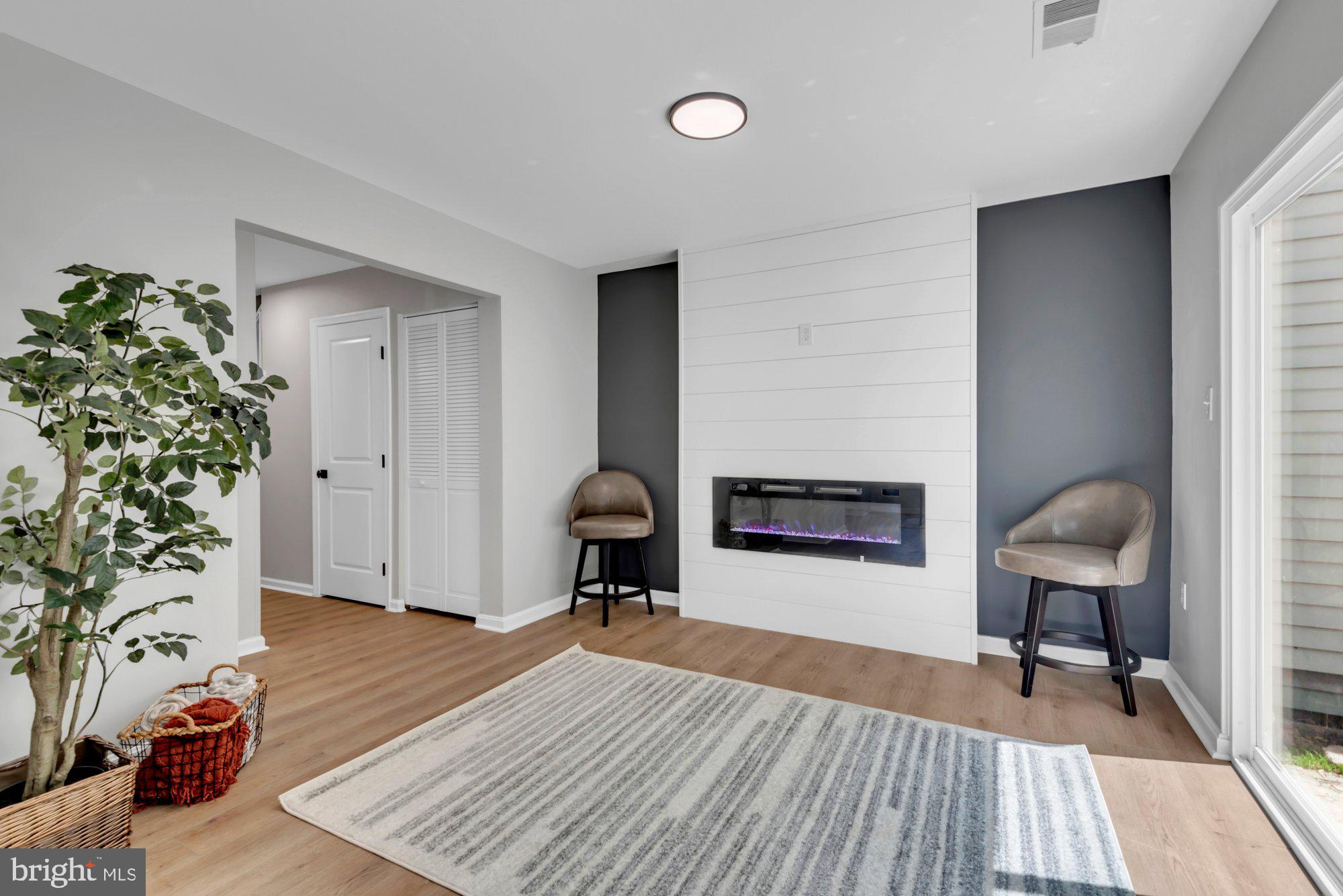 WILLOW HILLS- RESUB PARC - Residential