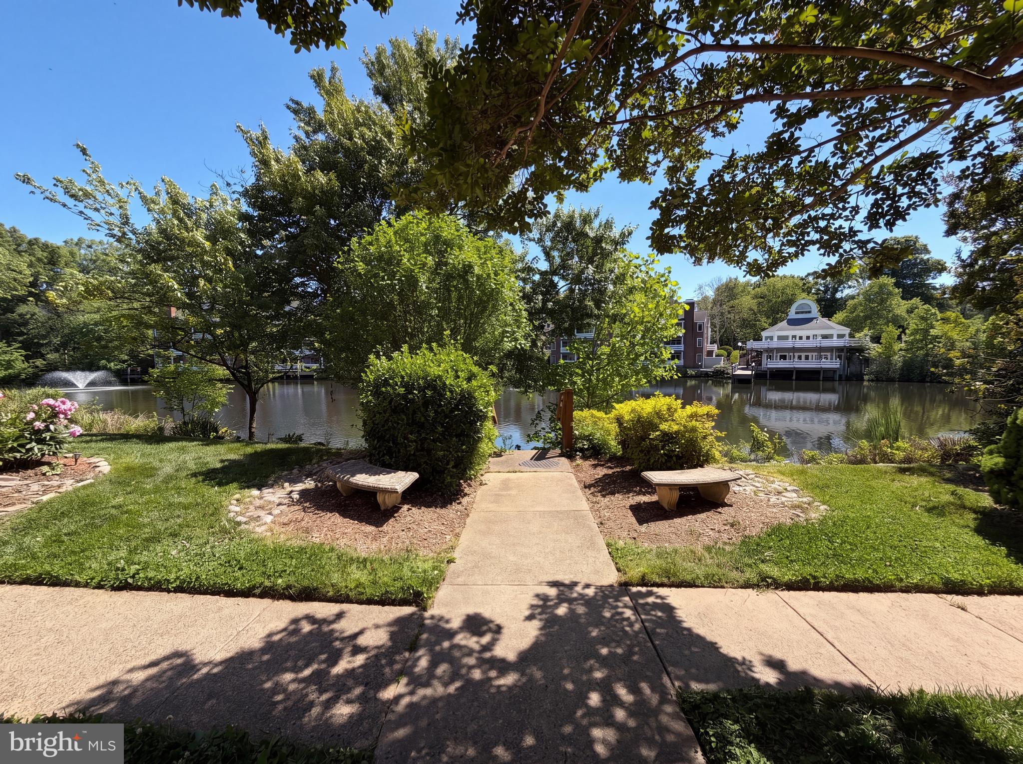 YACHT CLUB AT SEQUOIA VILLAGE - Residential