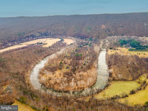 Beside 362 RIVERVIEW DRIVE MAURERTOWN VA 22644