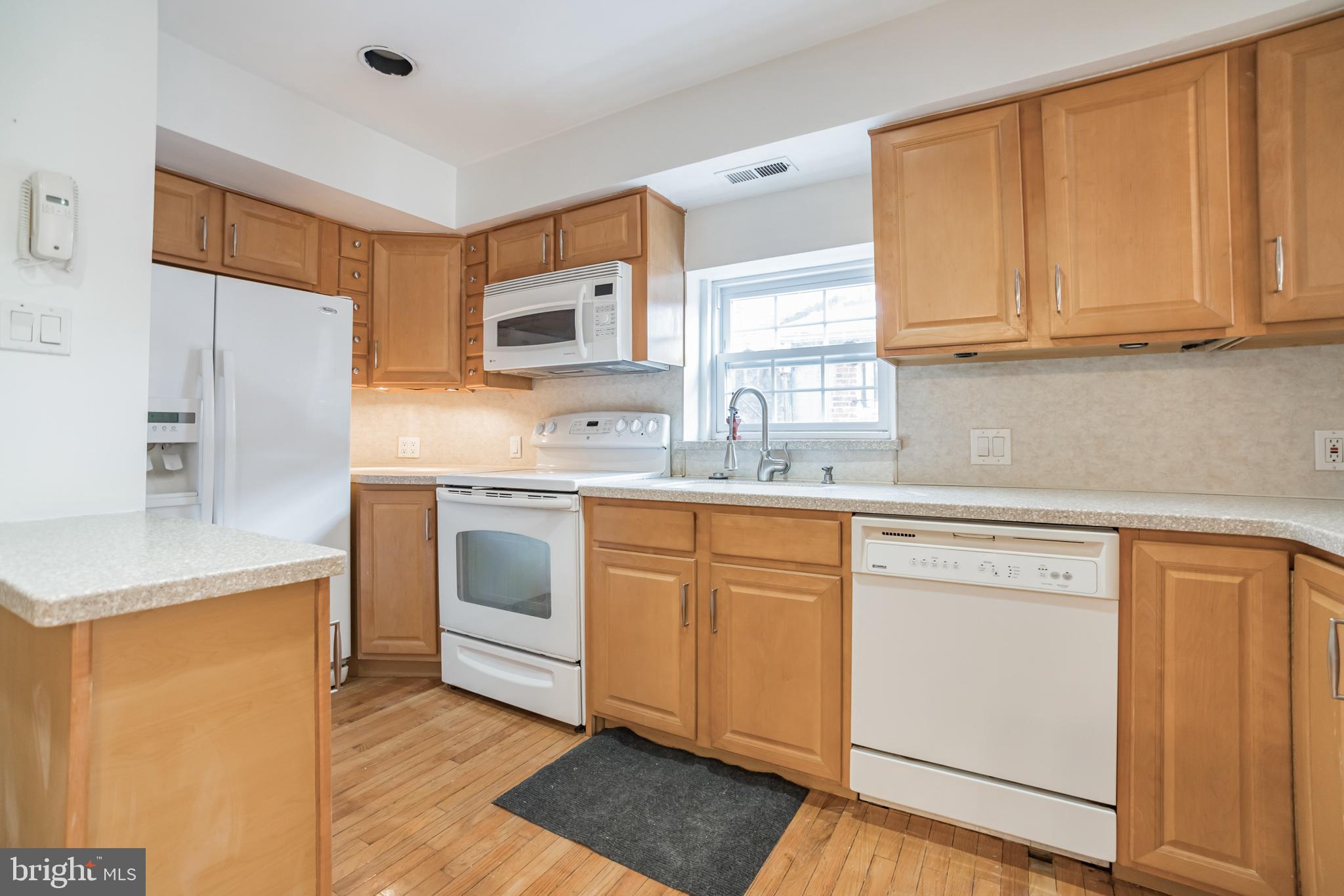 WASHINGTON SQ WEST - Residential Lease