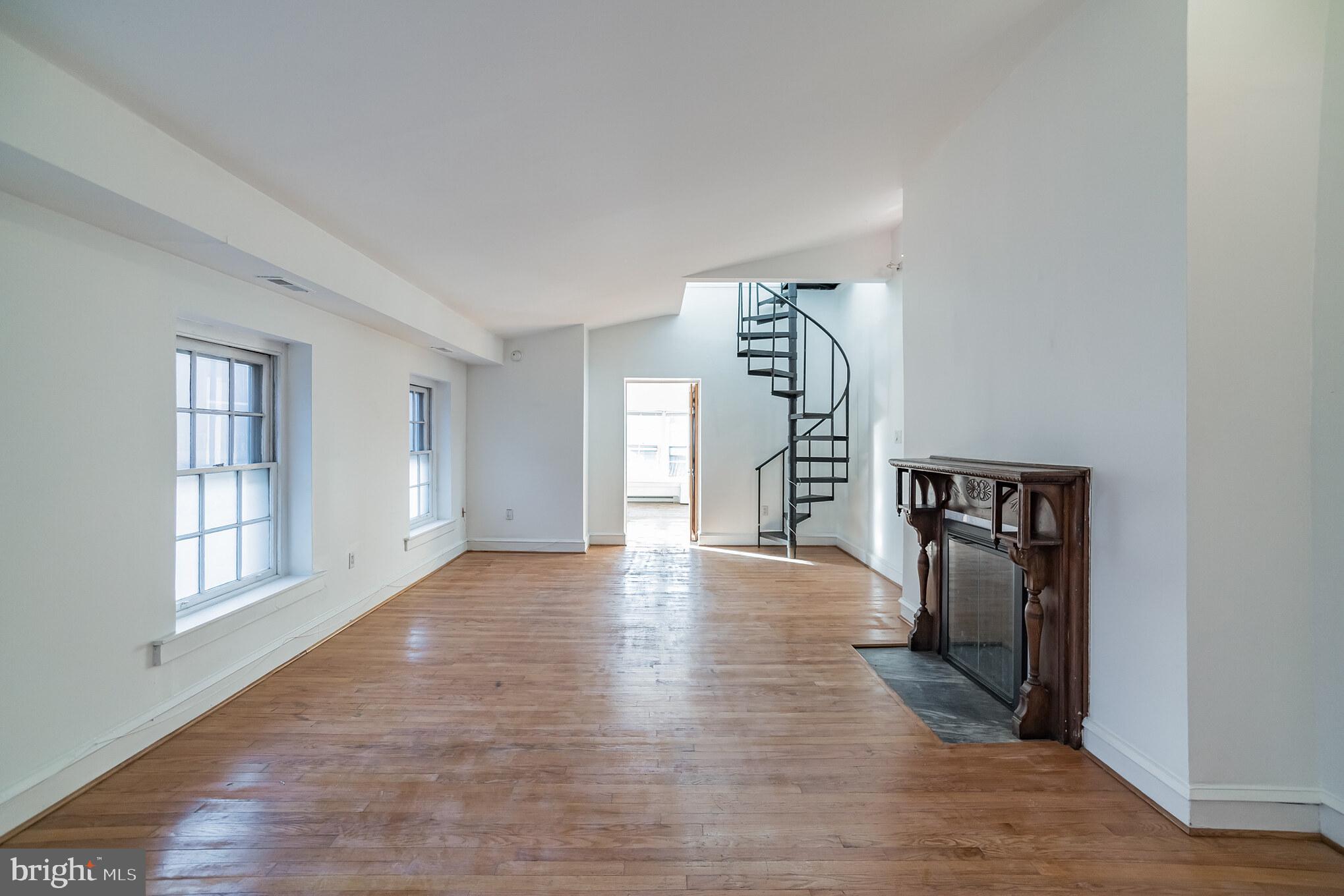 WASHINGTON SQ WEST - Residential Lease