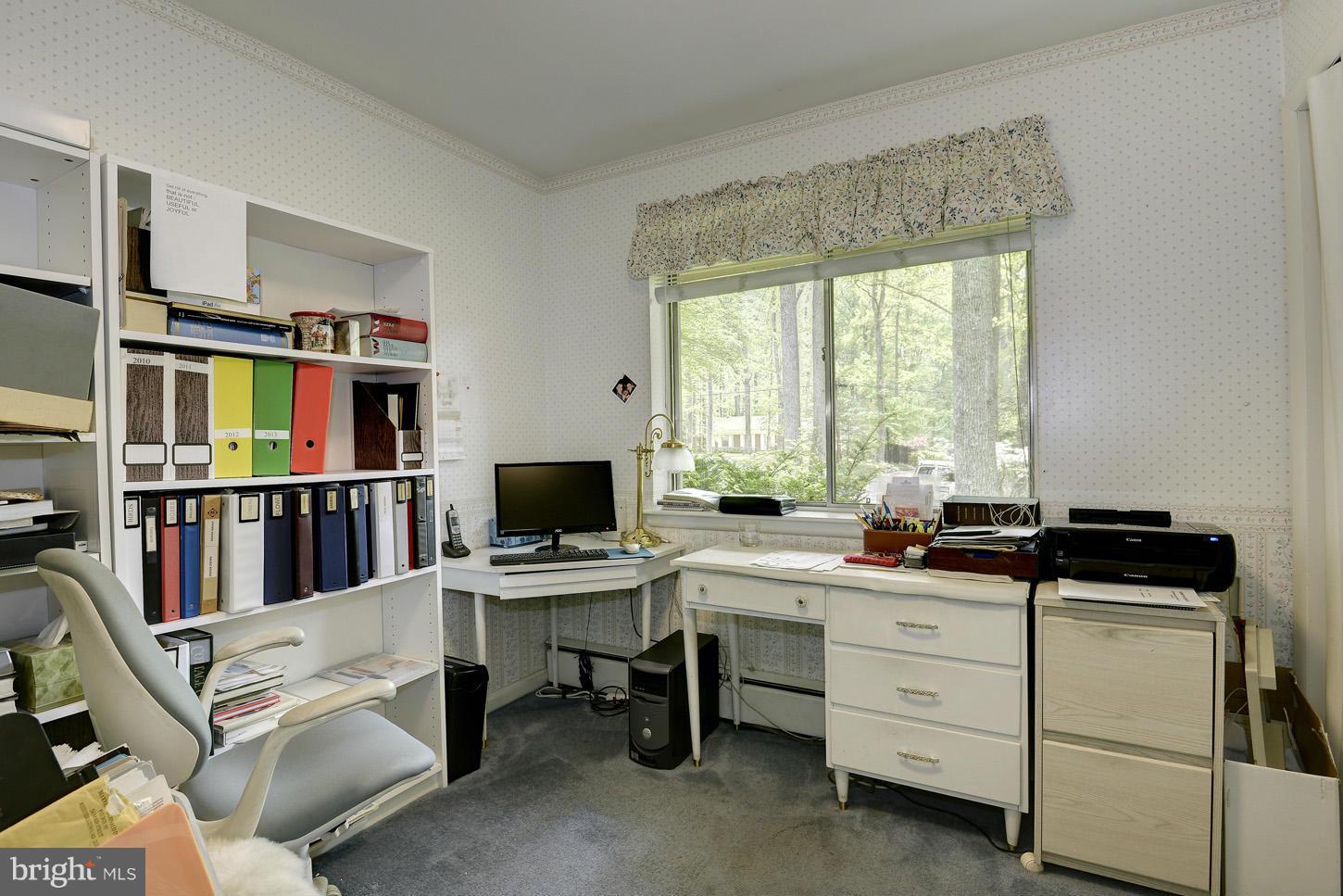 WILLIAMSBURG ESTATES - Residential