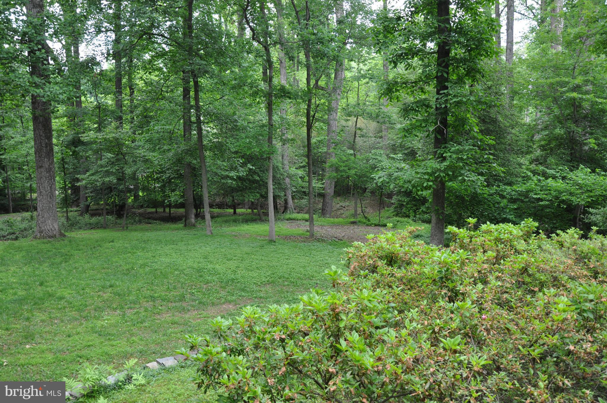 WILLIAMSBURG ESTATES - Residential