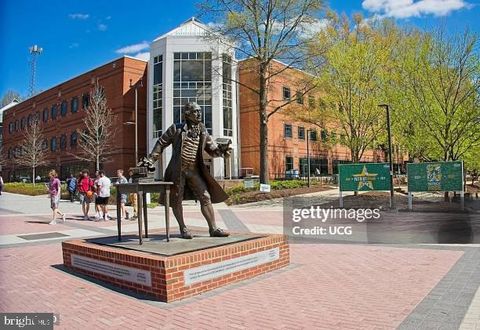 10725 MAPLE STREET FAIRFAX VA 22030