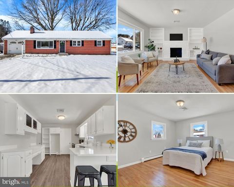 2479 ELLENDALE DRIVE LANCASTER PA 17602