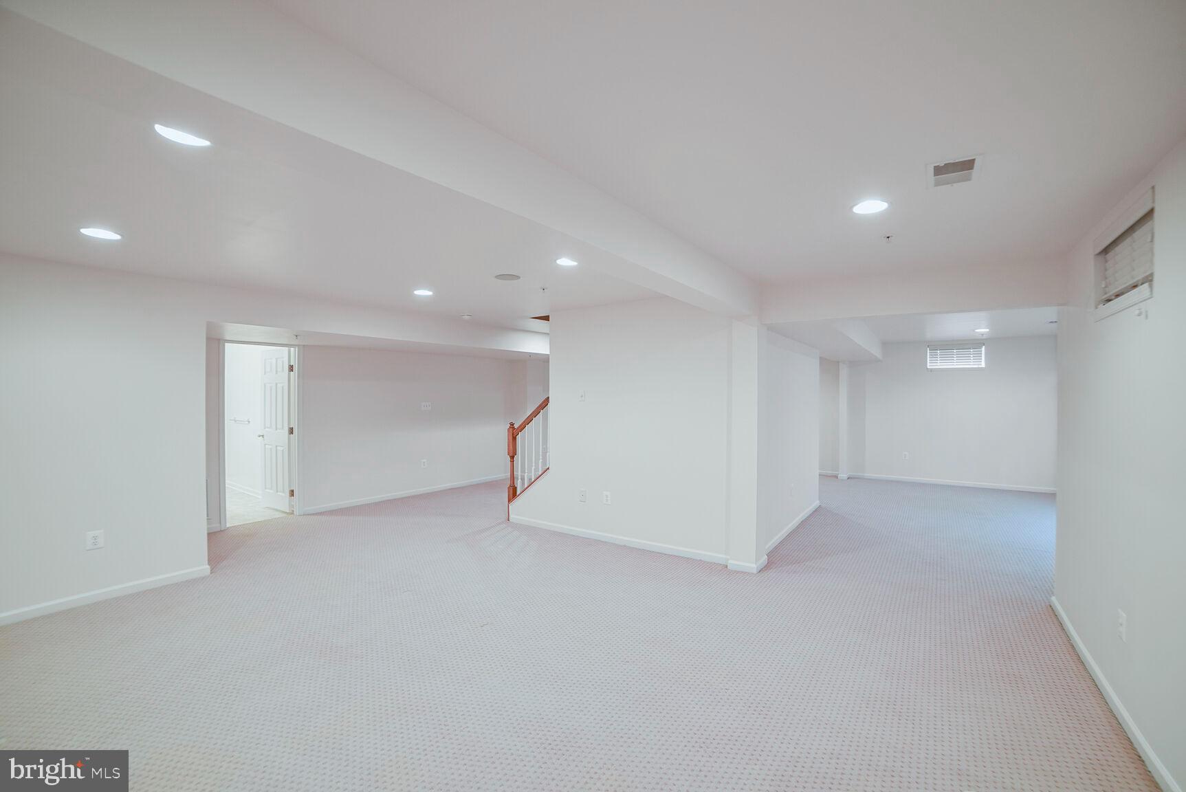 CROSS CREEK CLUB - Residential