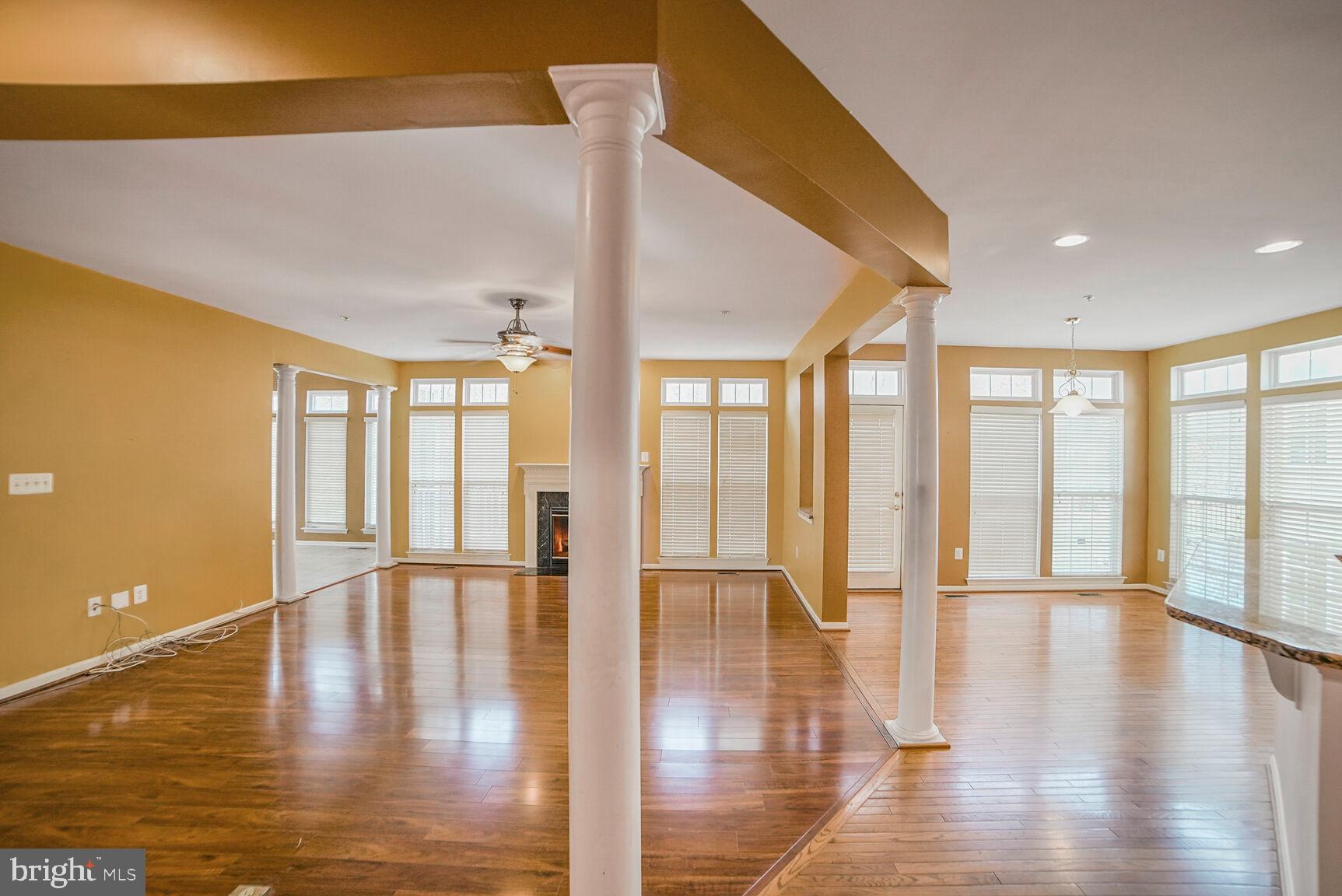 CROSS CREEK CLUB - Residential