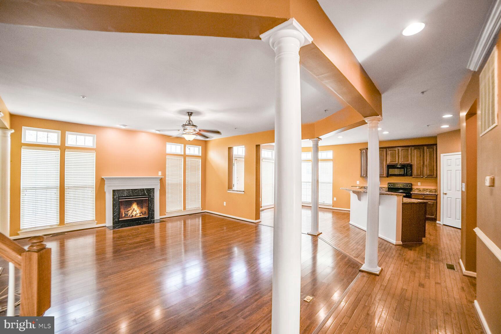 CROSS CREEK CLUB - Residential