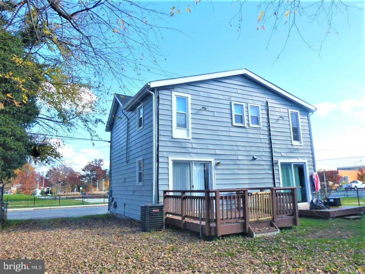 LAUREL ADDITION - Residential Lease