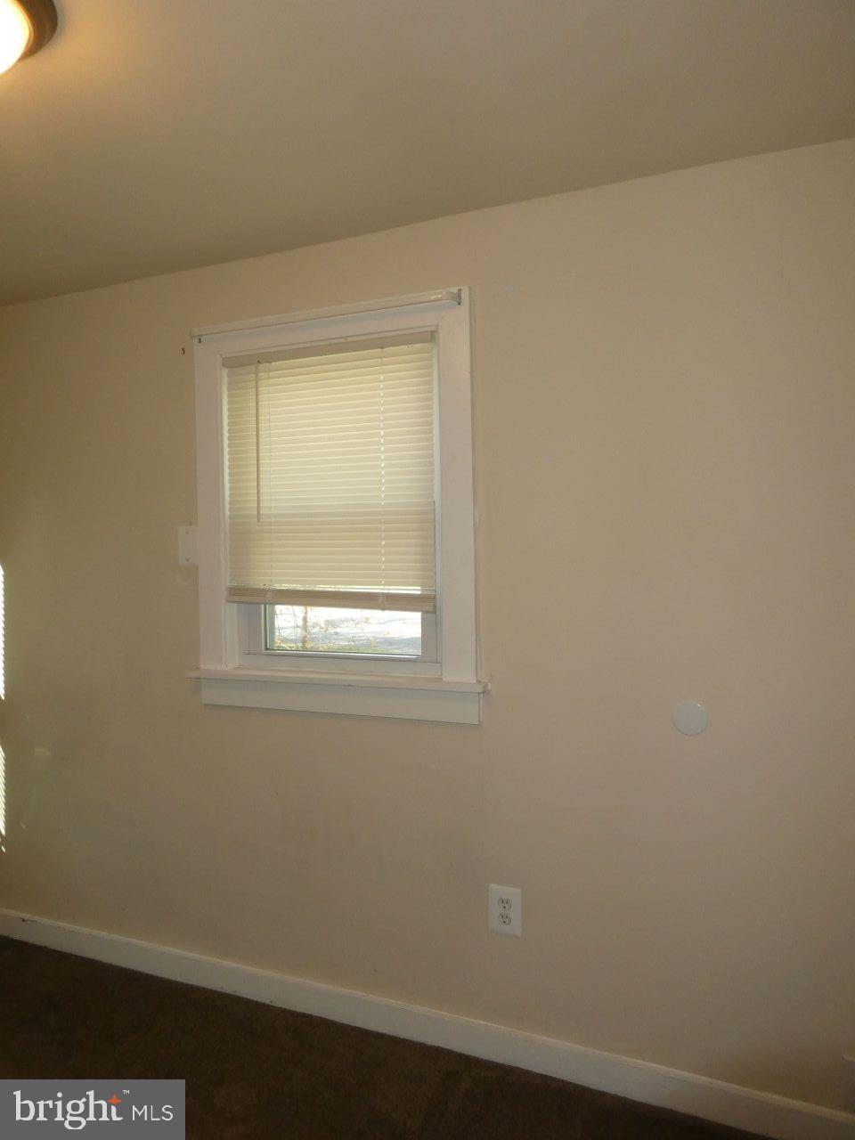 LAUREL ADDITION - Residential Lease