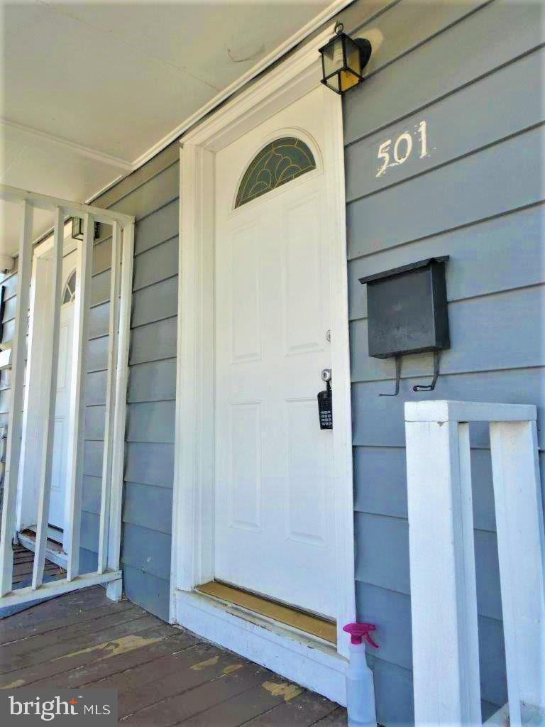 LAUREL ADDITION - Residential Lease