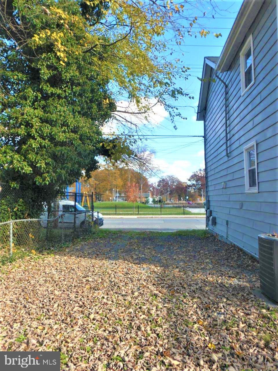 LAUREL ADDITION - Residential Lease