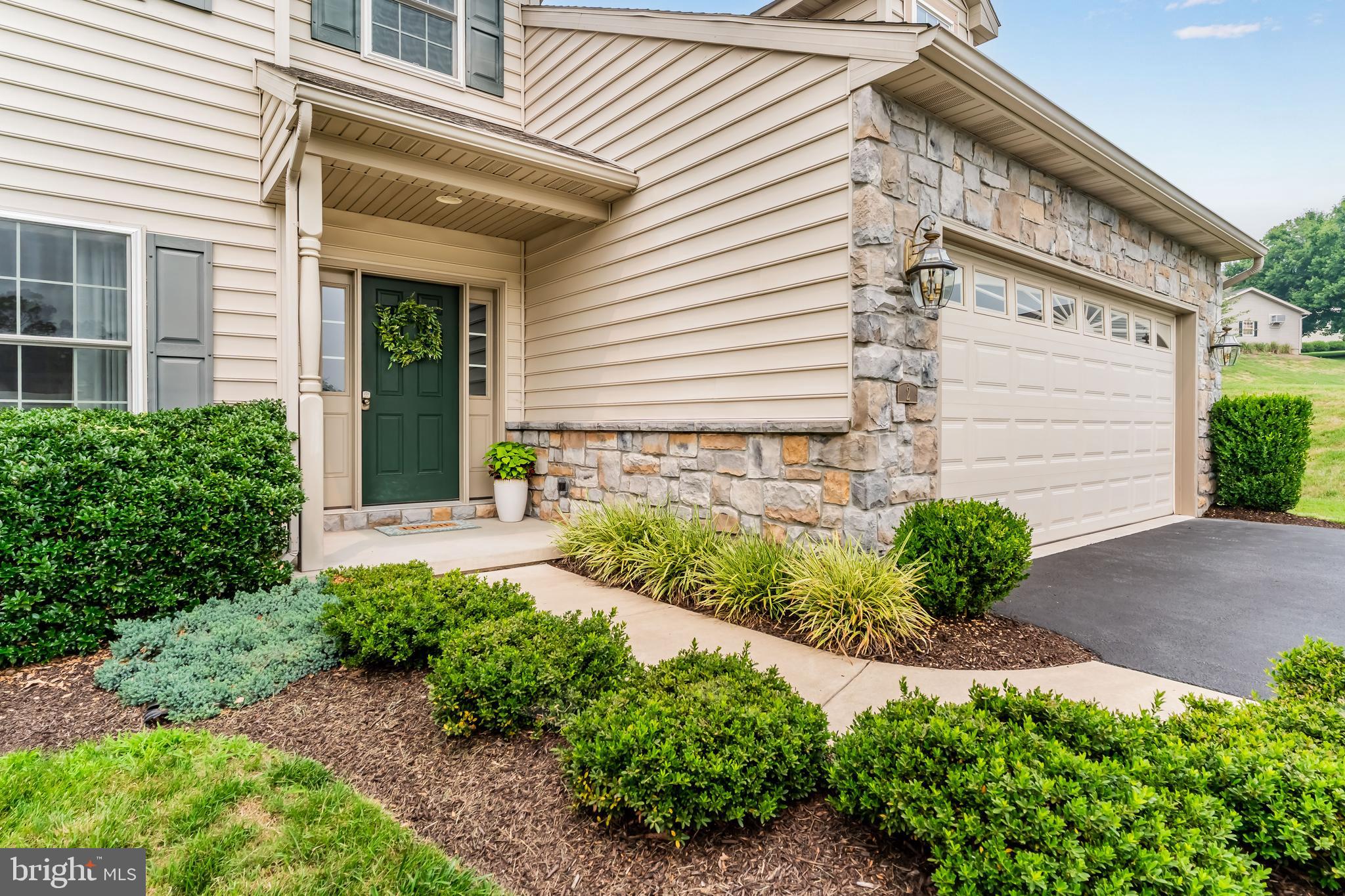 2 STONECREST TRAIL