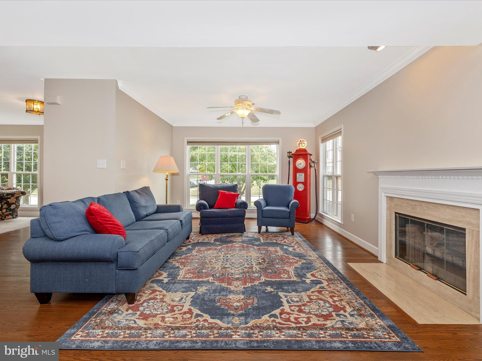 SPRING RIDGE - Residential