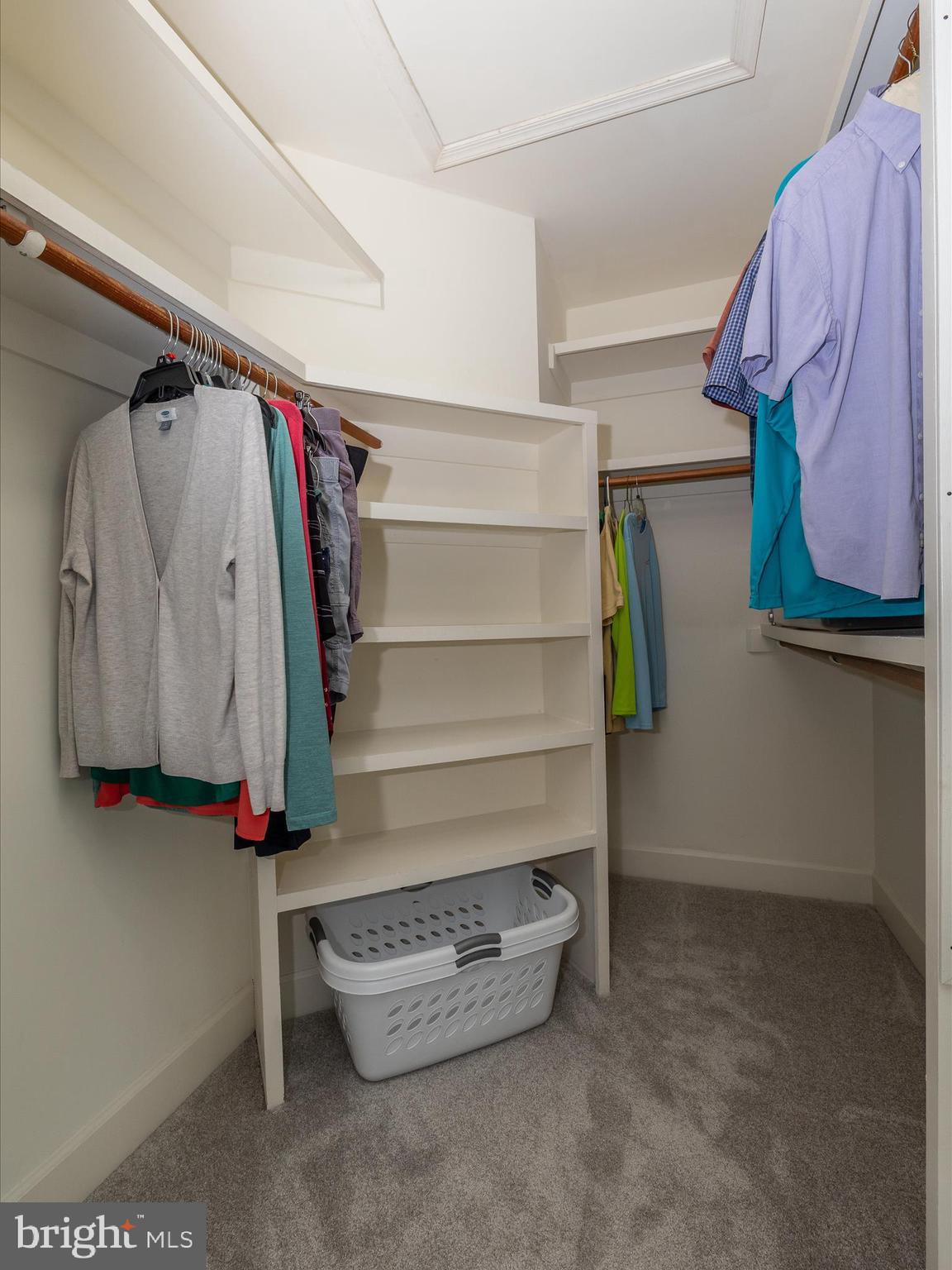 SPRING RIDGE - Residential