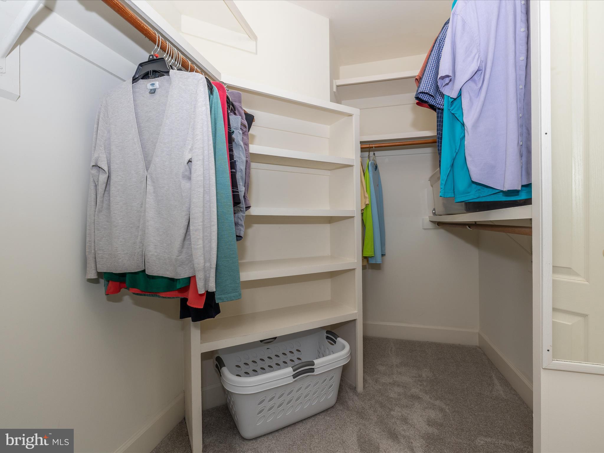 SPRING RIDGE - Residential