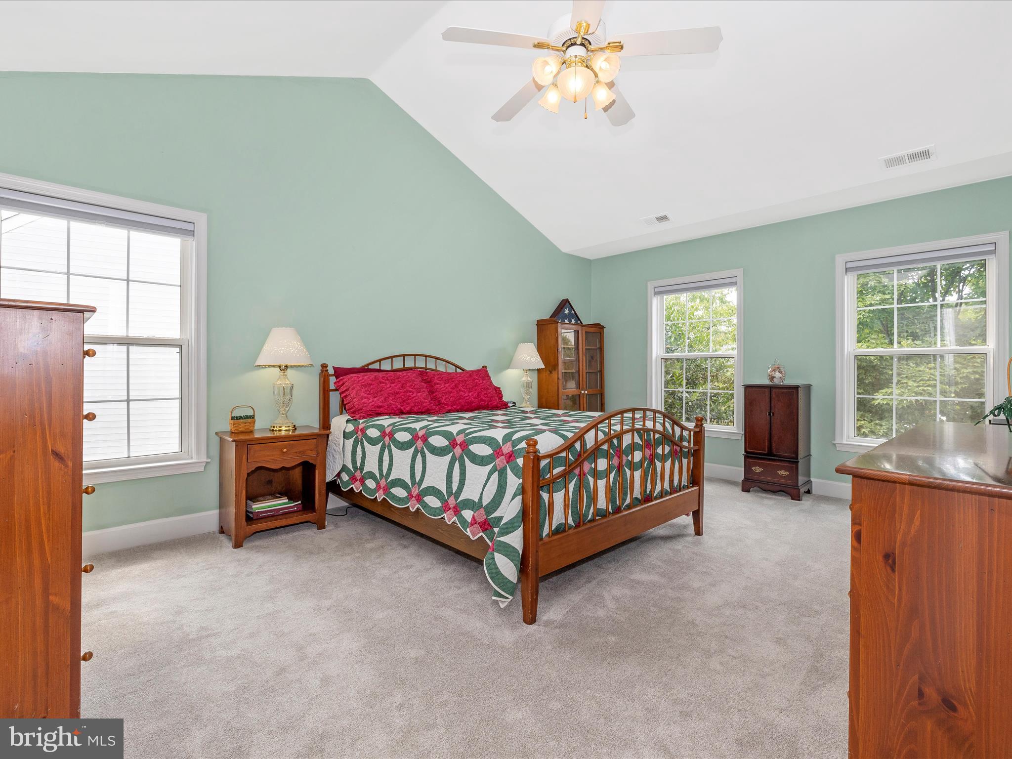 SPRING RIDGE - Residential