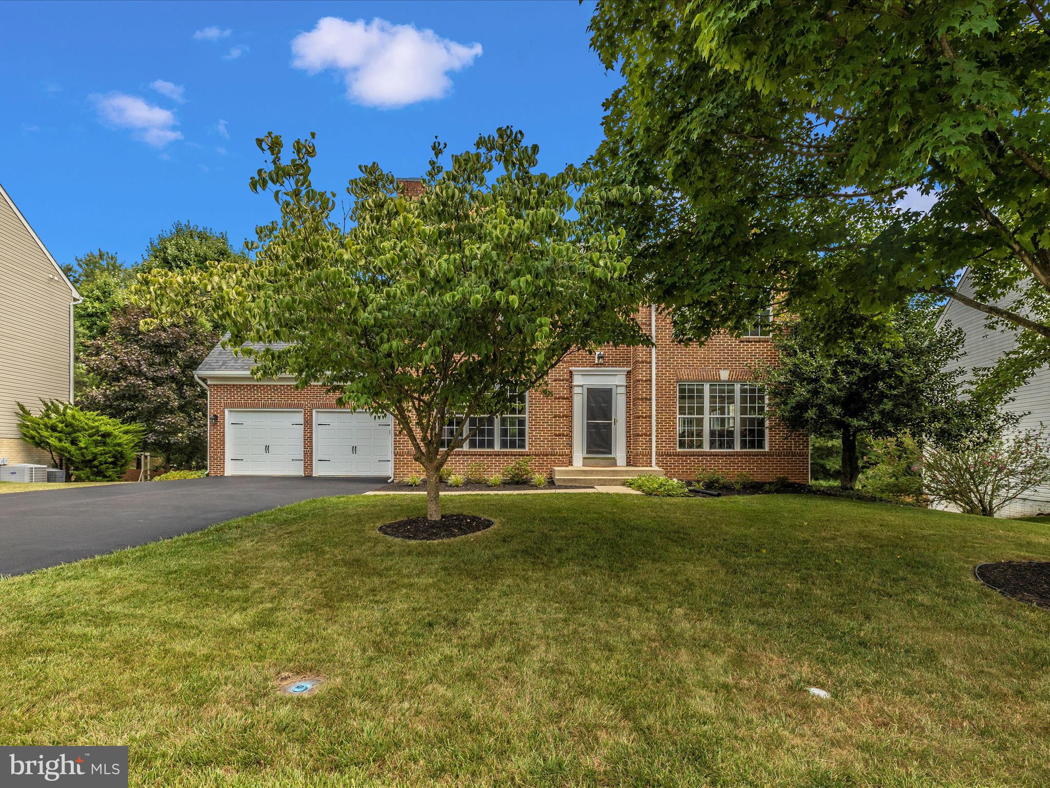 SPRING RIDGE - Residential