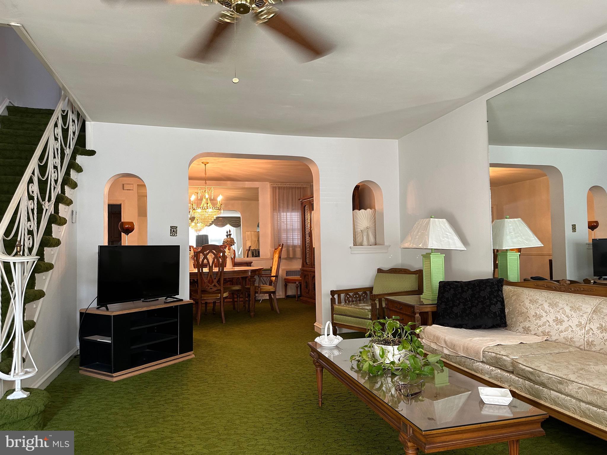 MAYFAIR (WEST) - Residential