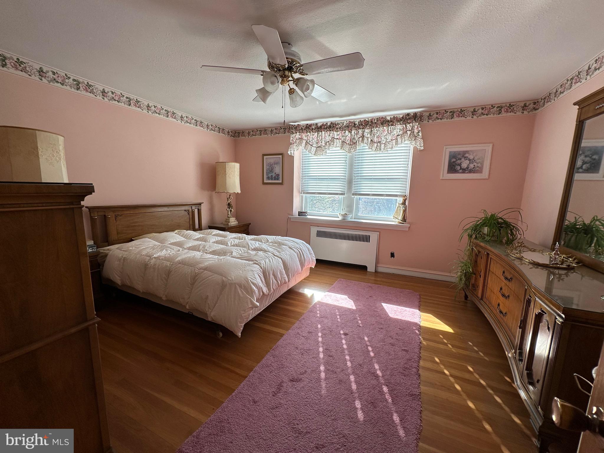 MAYFAIR (WEST) - Residential