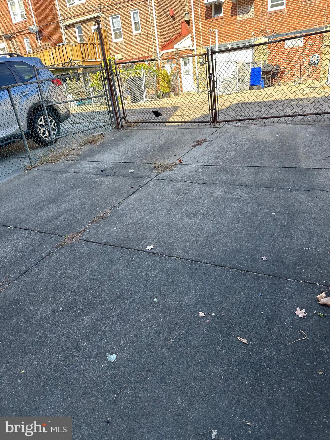 MAYFAIR (WEST) - Residential