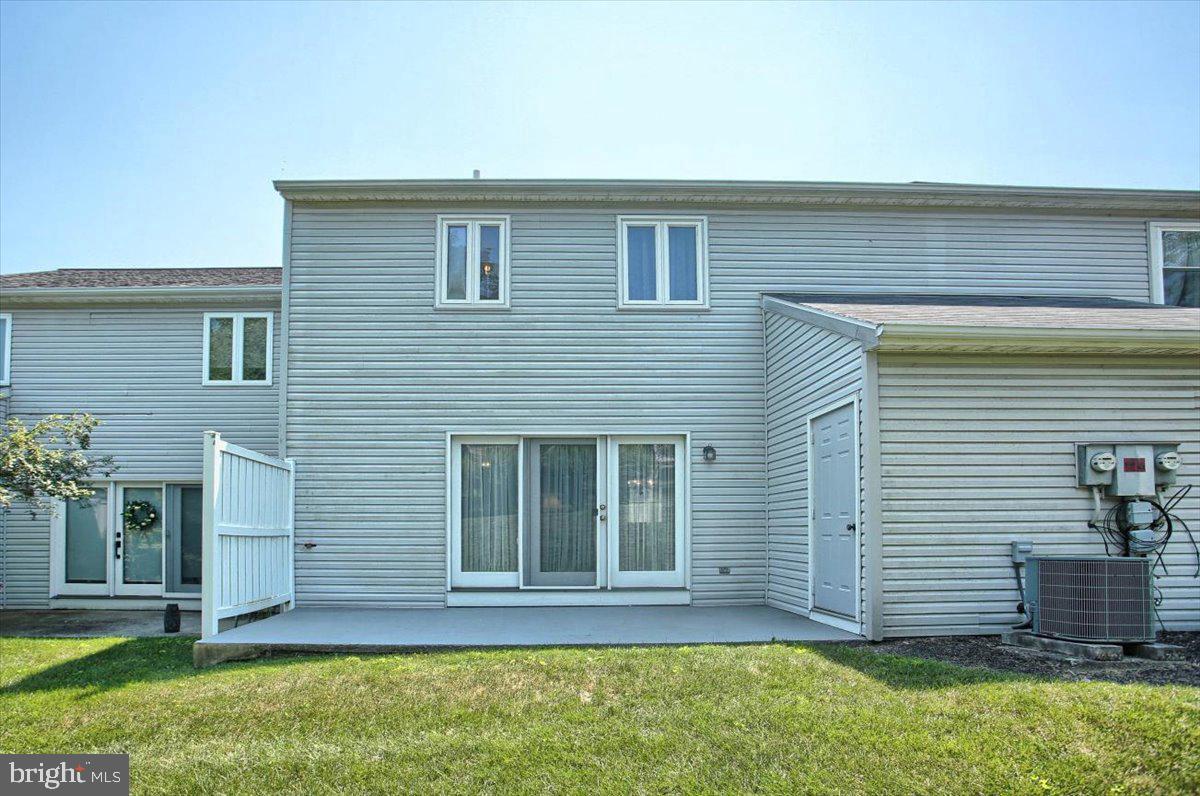 1810 CREEK VIEW DRIVE