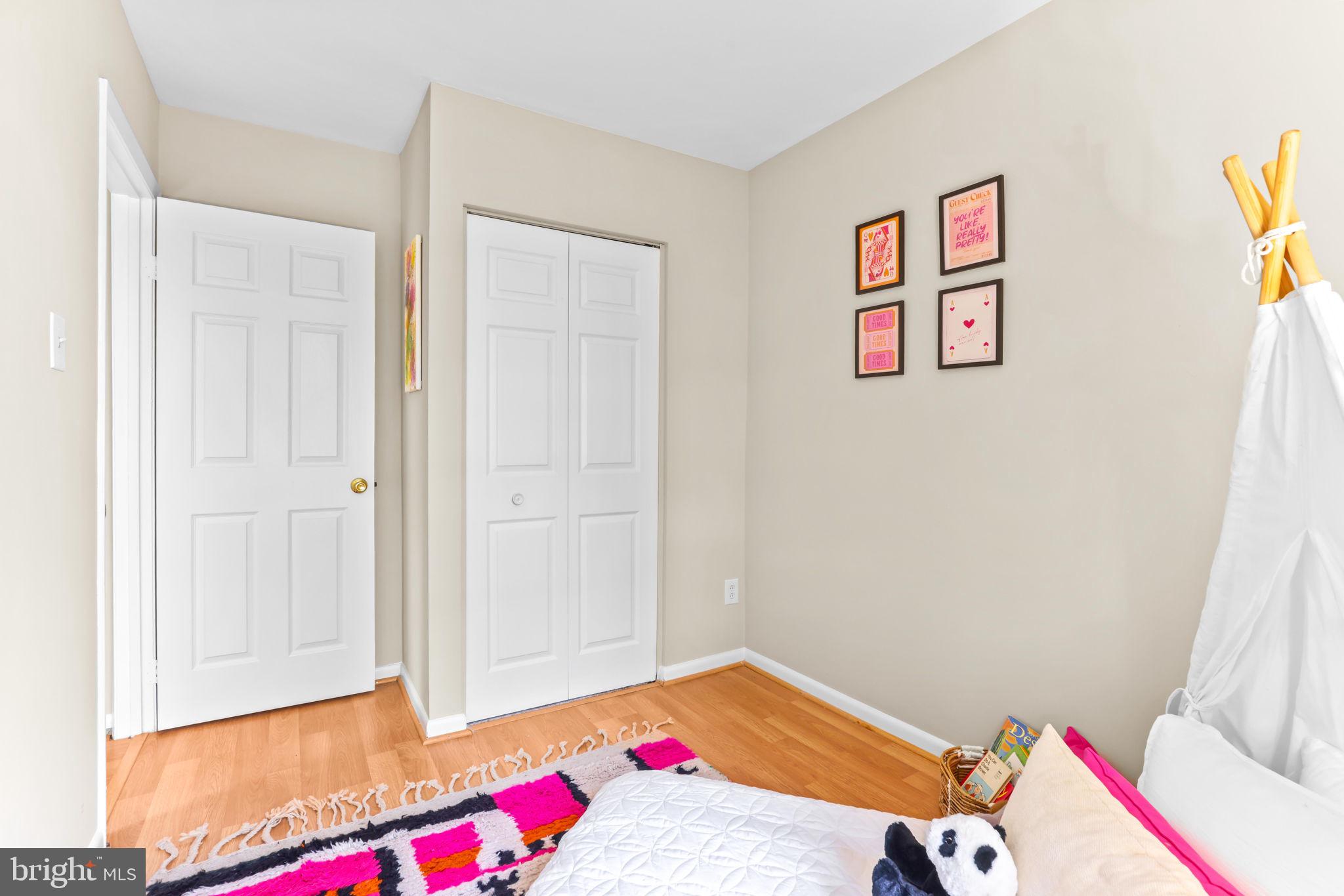 LONG REACH - Residential