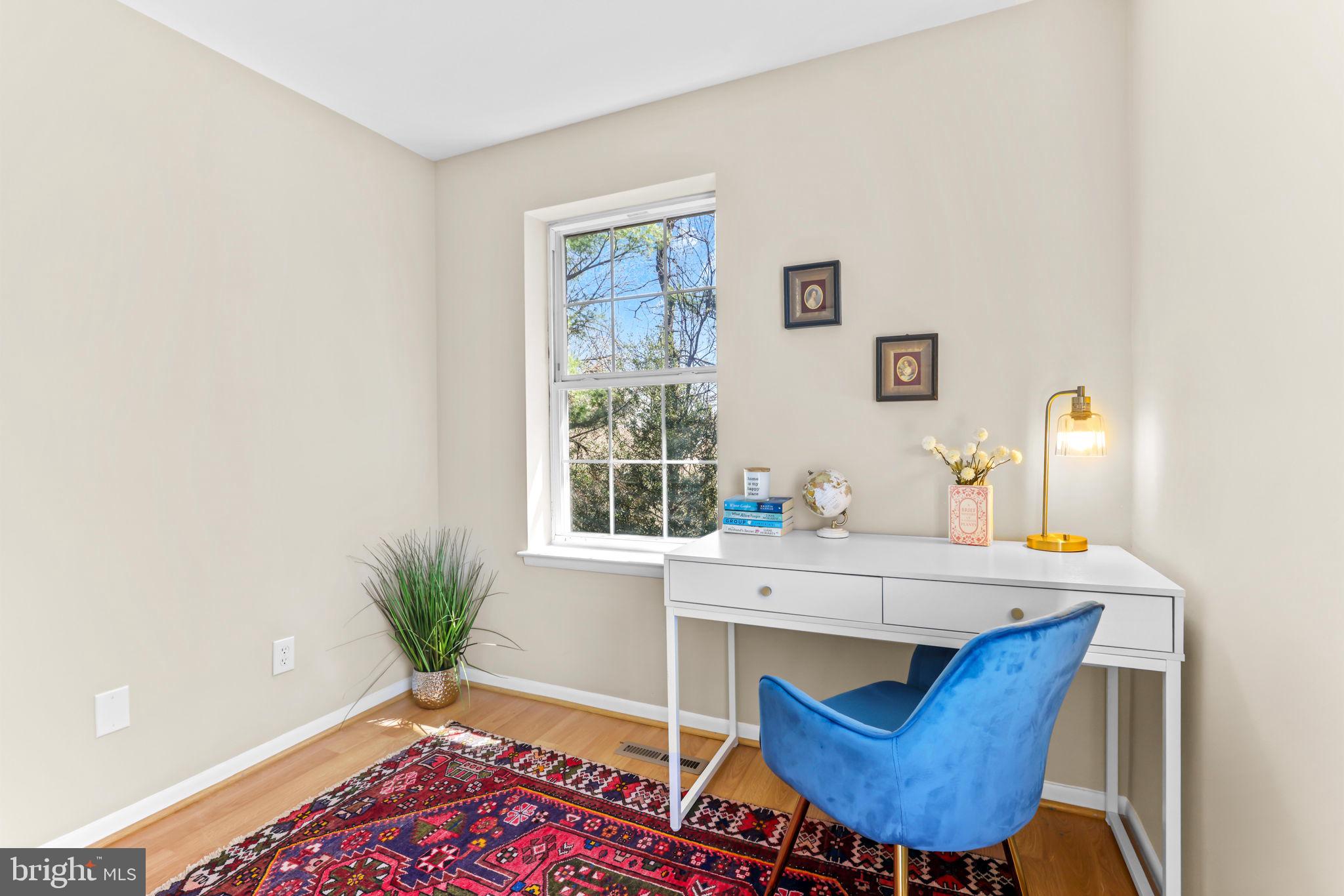 LONG REACH - Residential