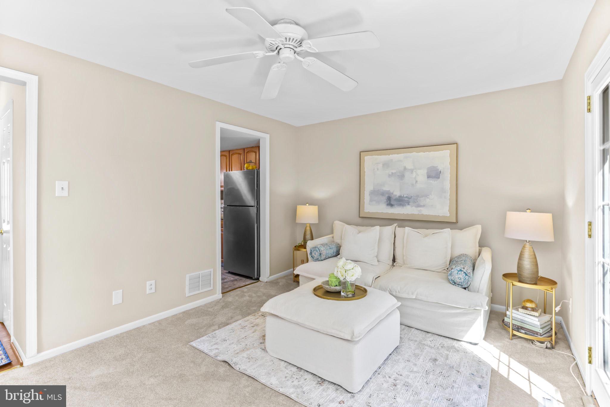 LONG REACH - Residential