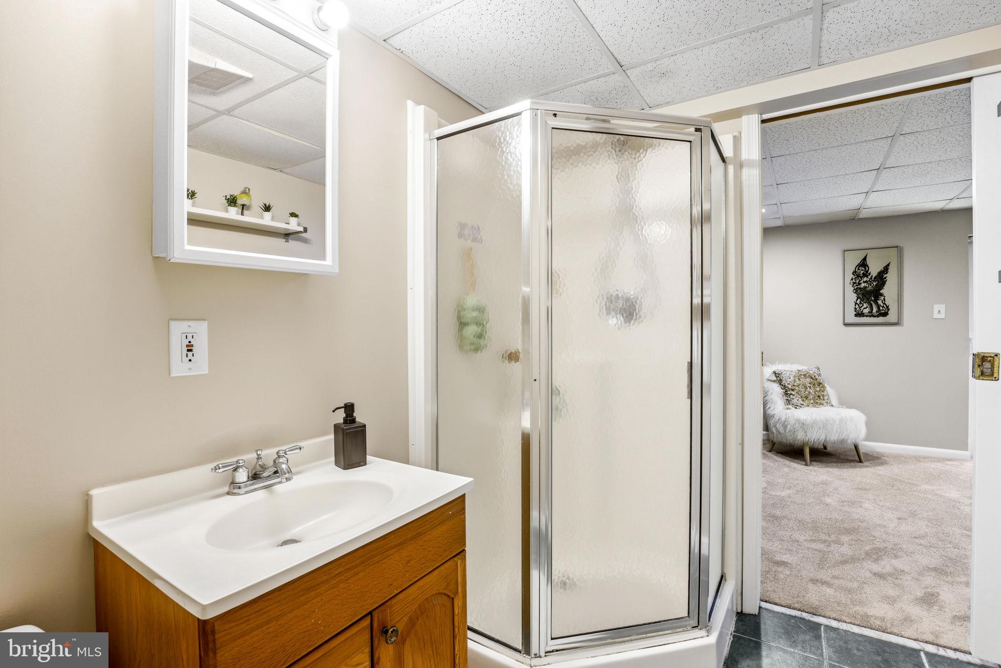 LONG REACH - Residential