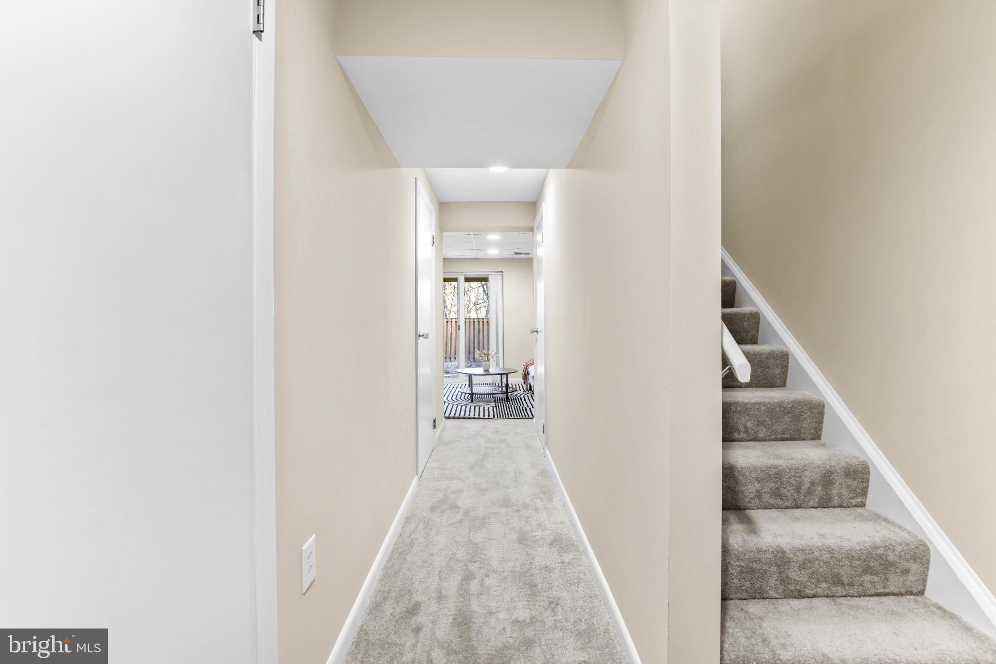 LONG REACH - Residential