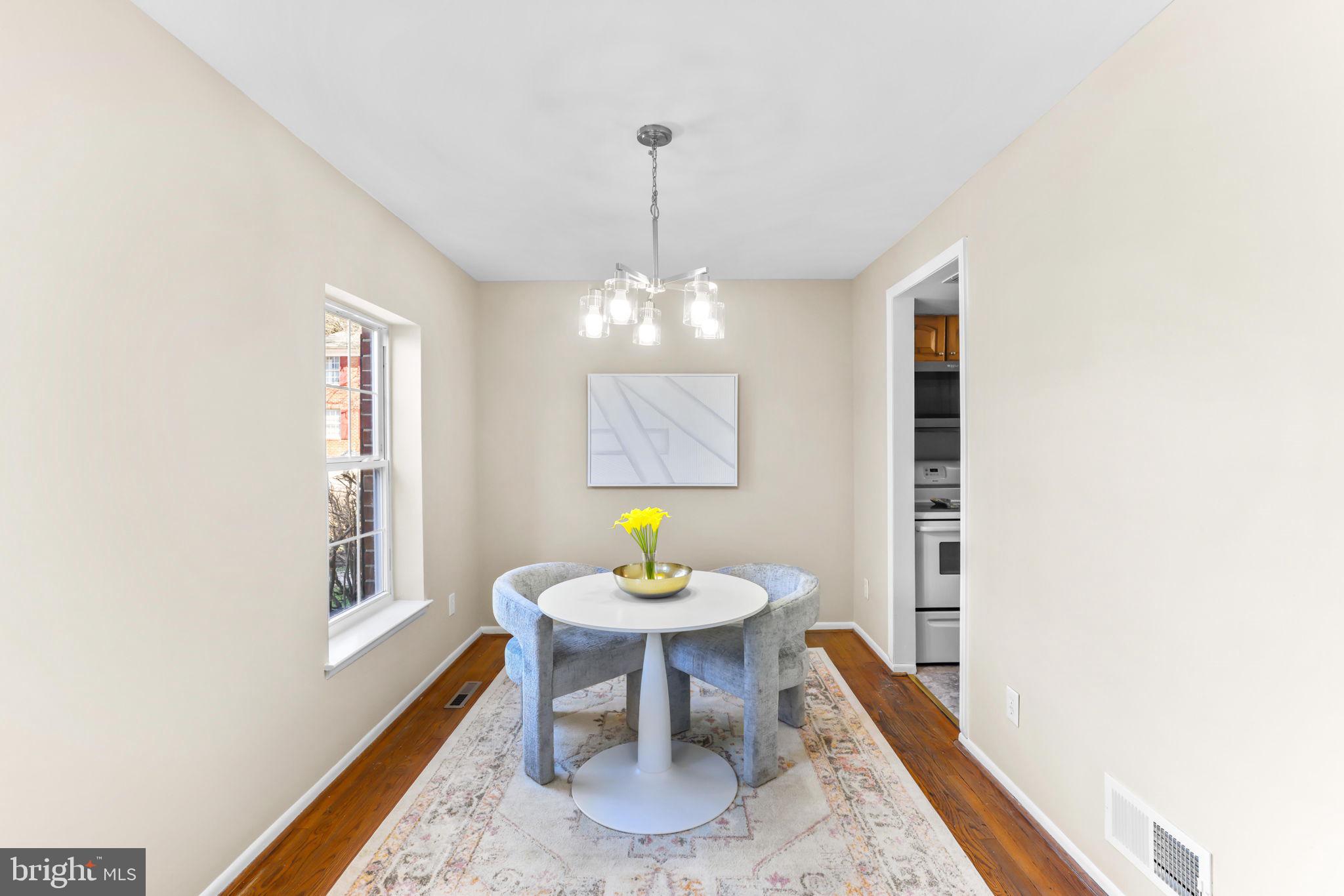 LONG REACH - Residential