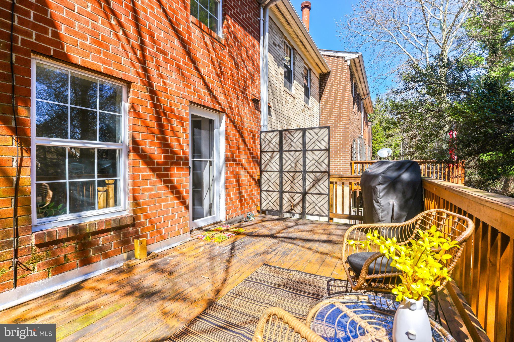 LONG REACH - Residential