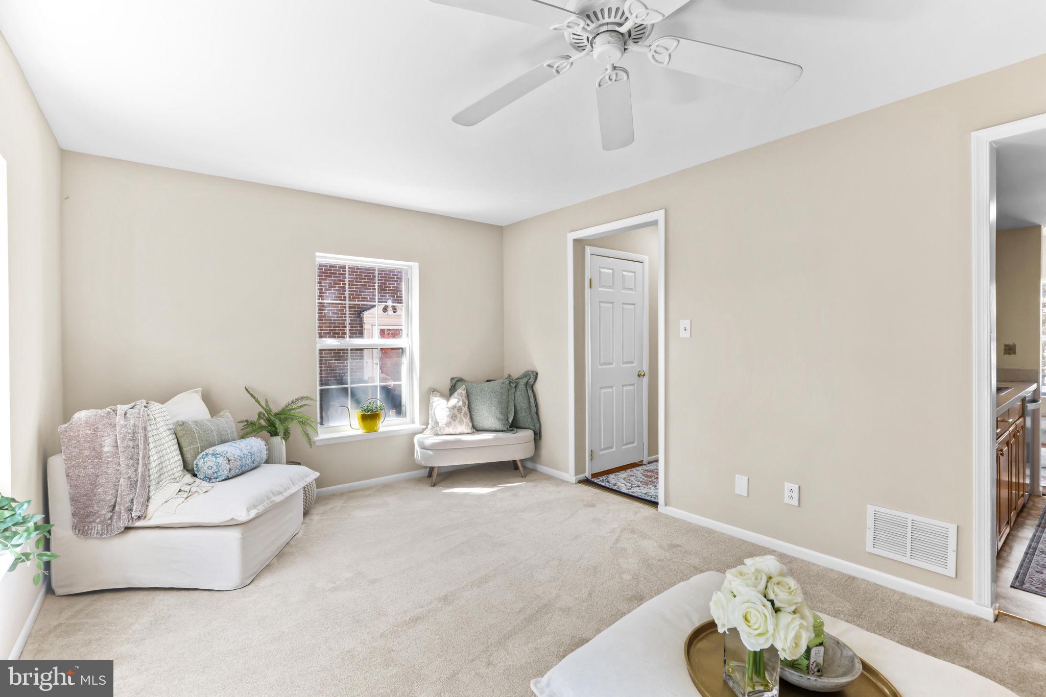 LONG REACH - Residential