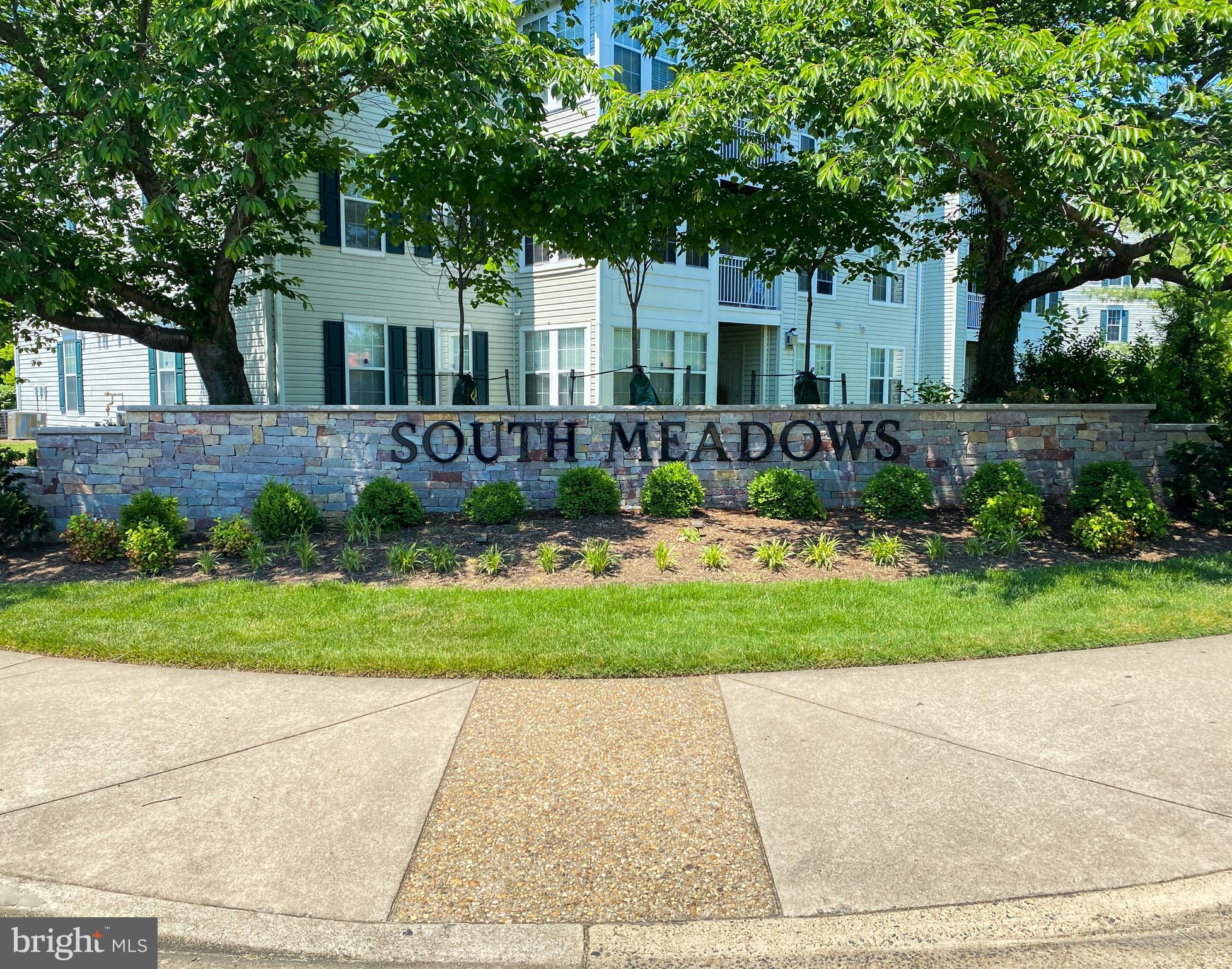 SOUTH MEADOWS - Residential Lease