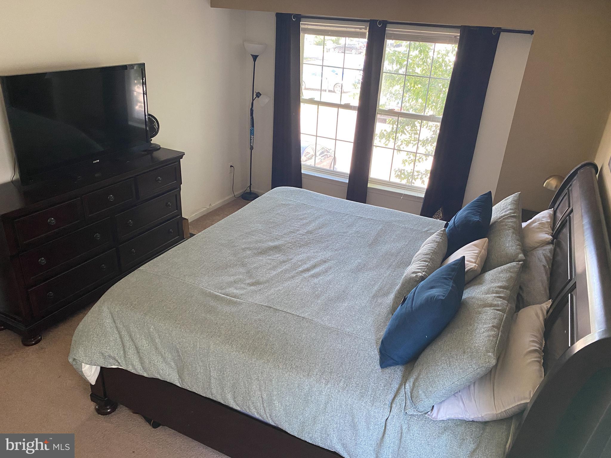 SOUTH MEADOWS - Residential Lease