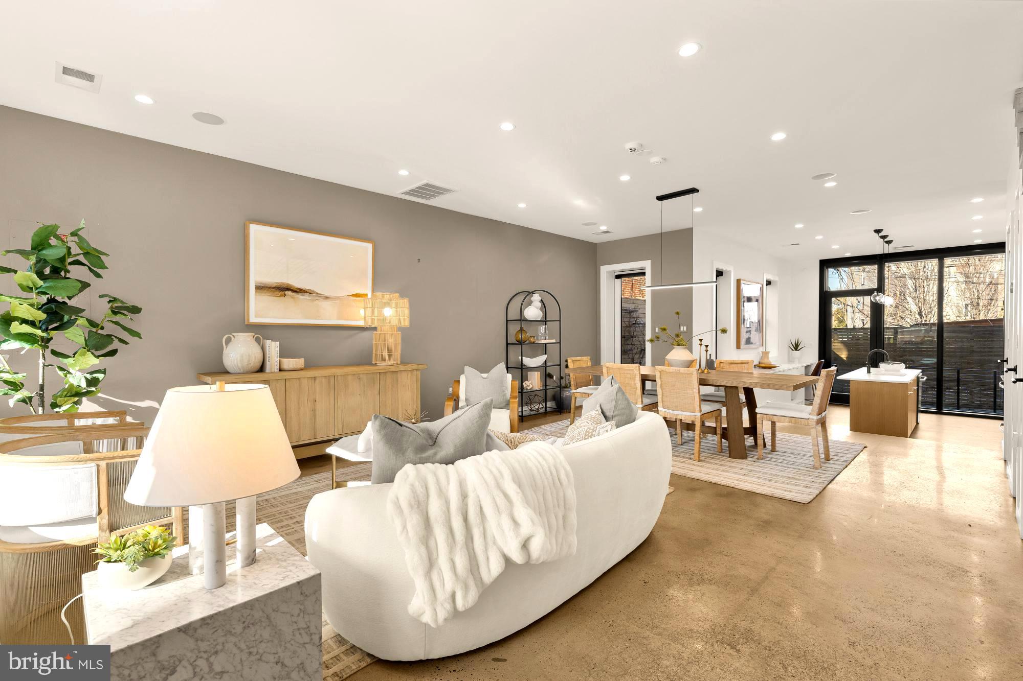 1005 P STREET NW