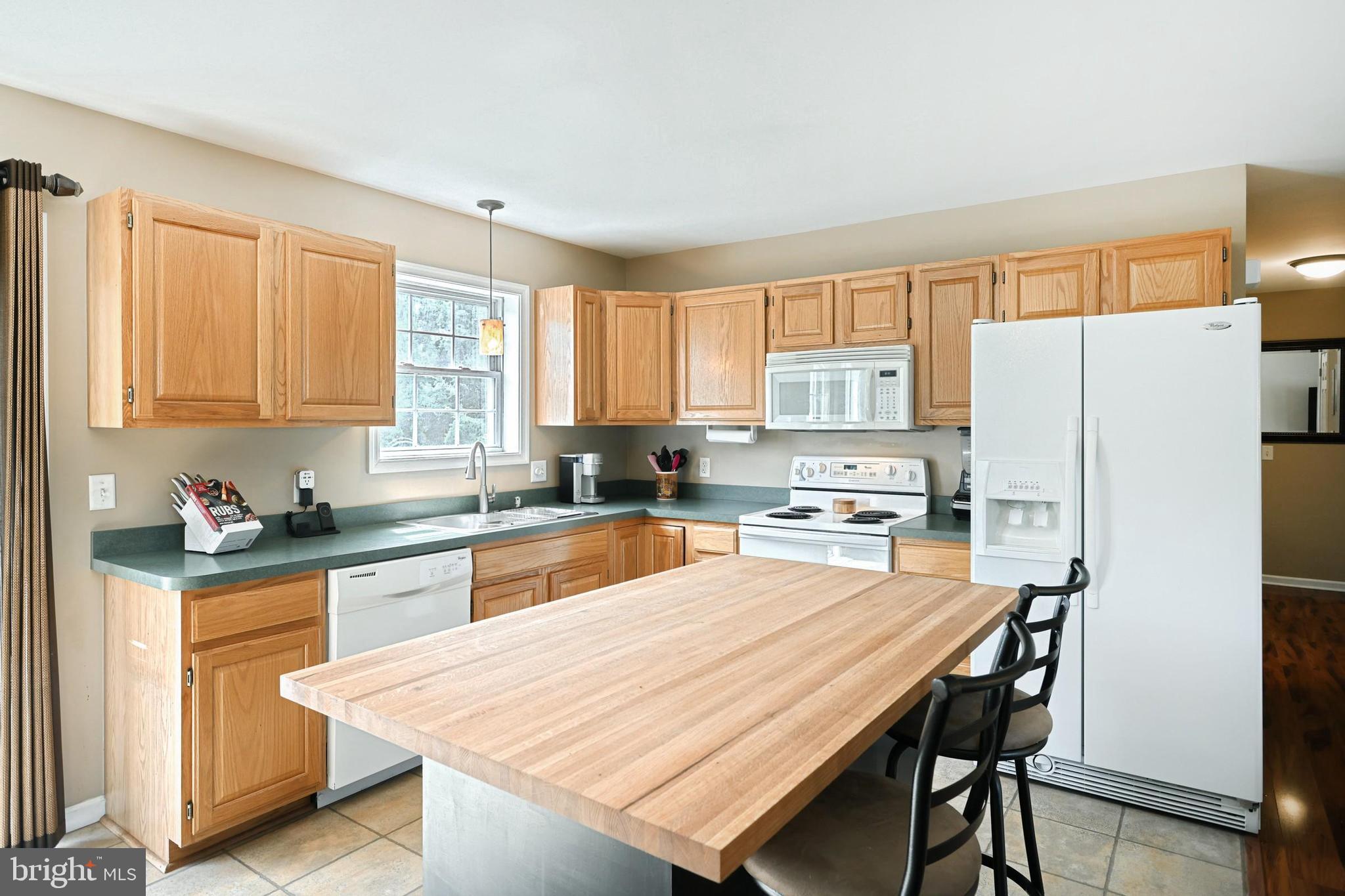 RIVERSIDE - Residential