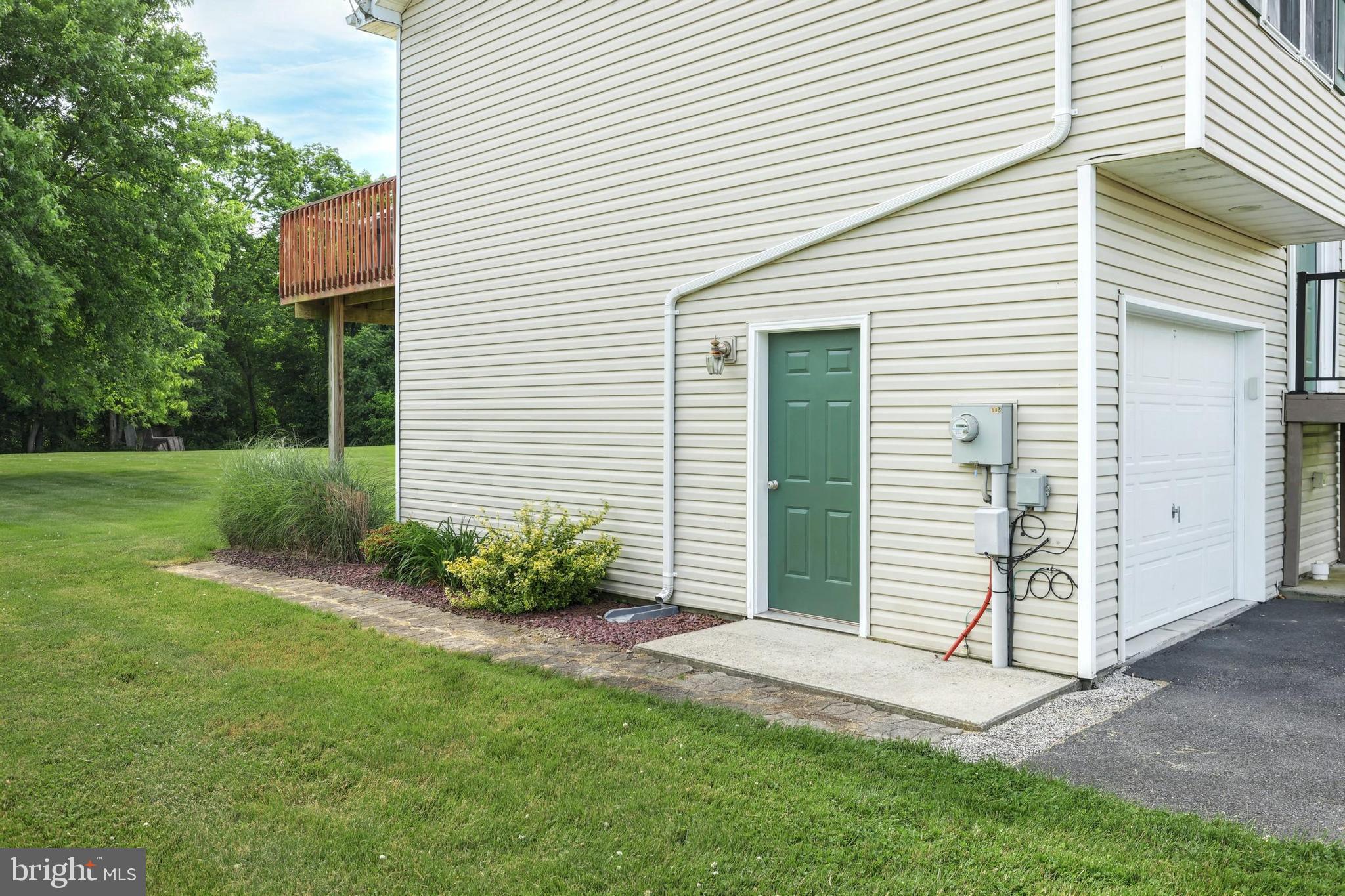 RIVERSIDE - Residential