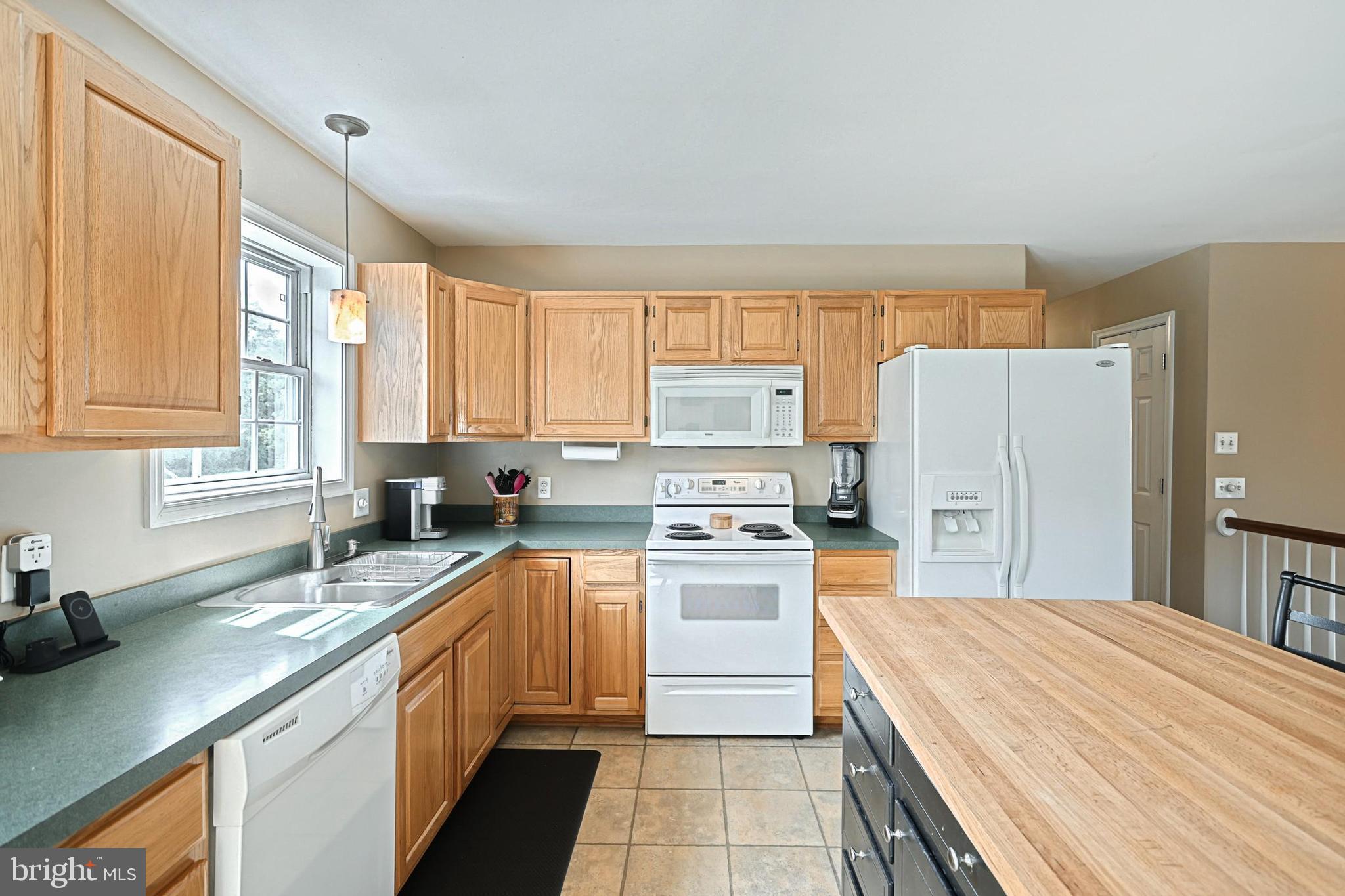 RIVERSIDE - Residential