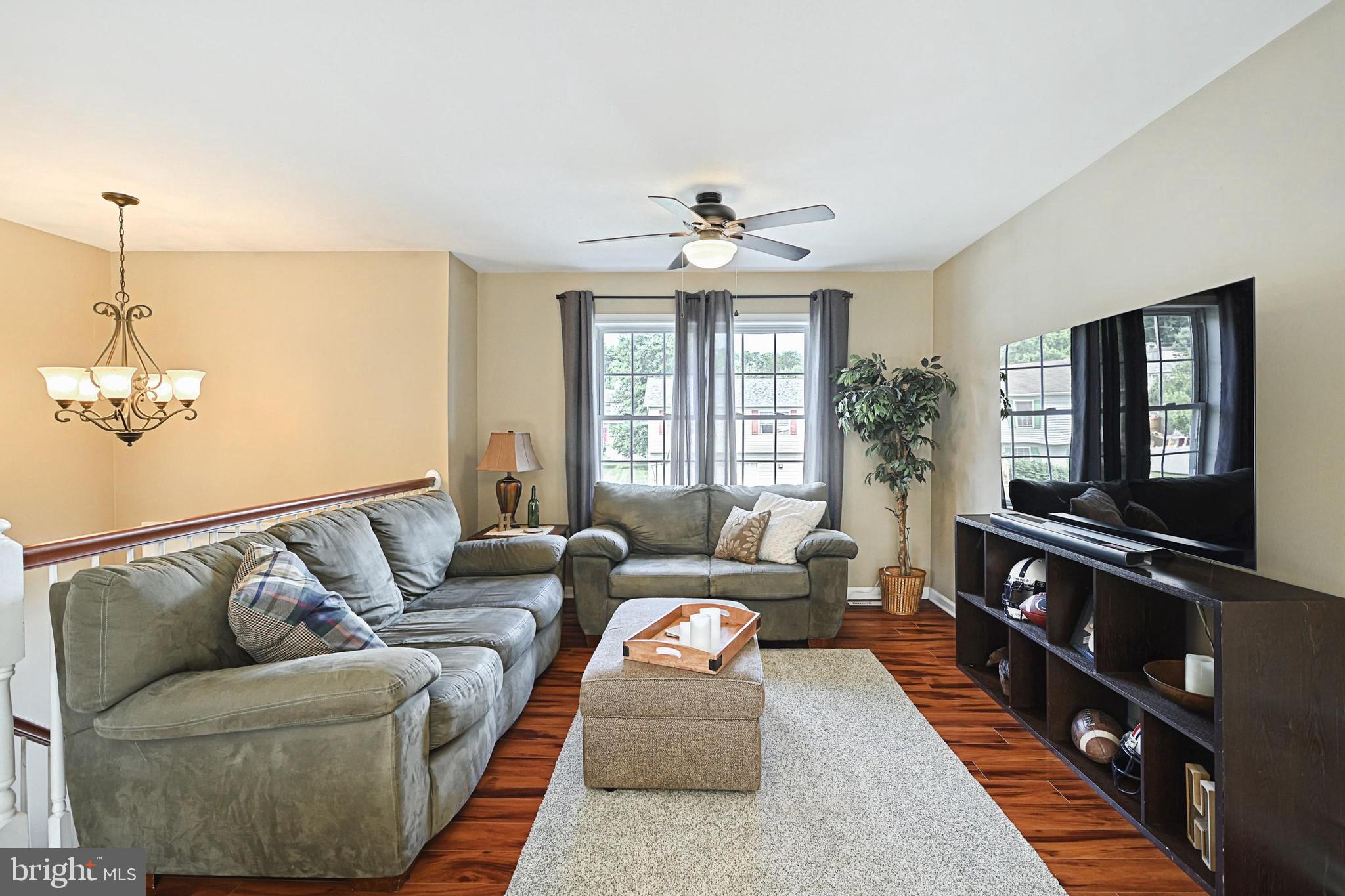 RIVERSIDE - Residential