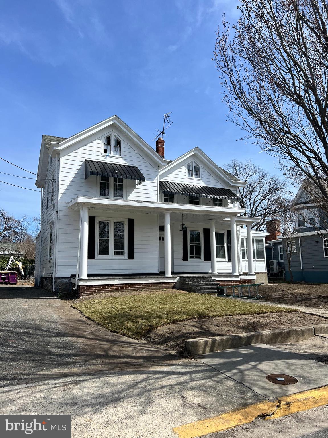 141 W MAIN STREET
