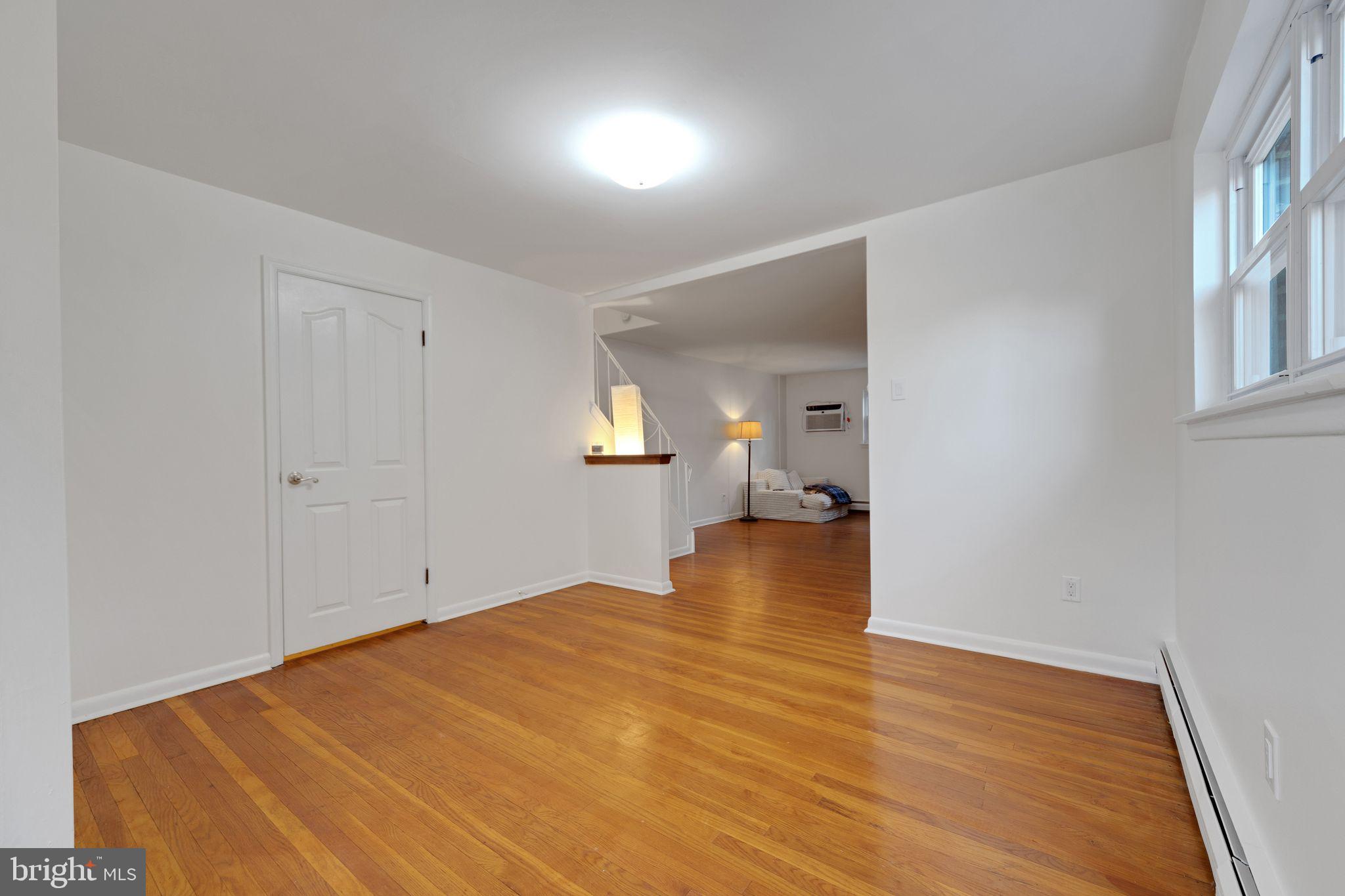 ROXBOROUGH - Residential