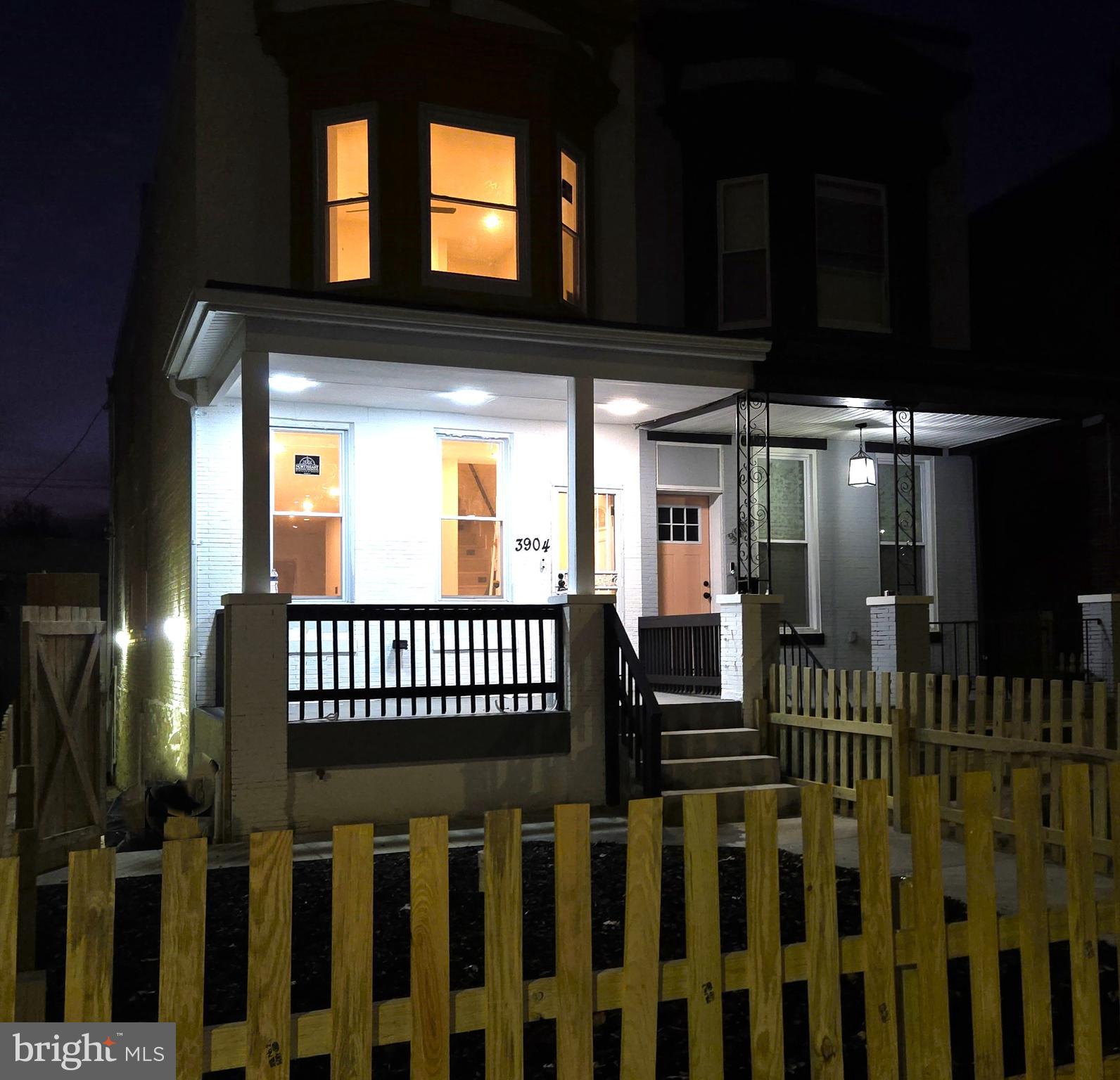 PARK HEIGHTS - Residential Lease