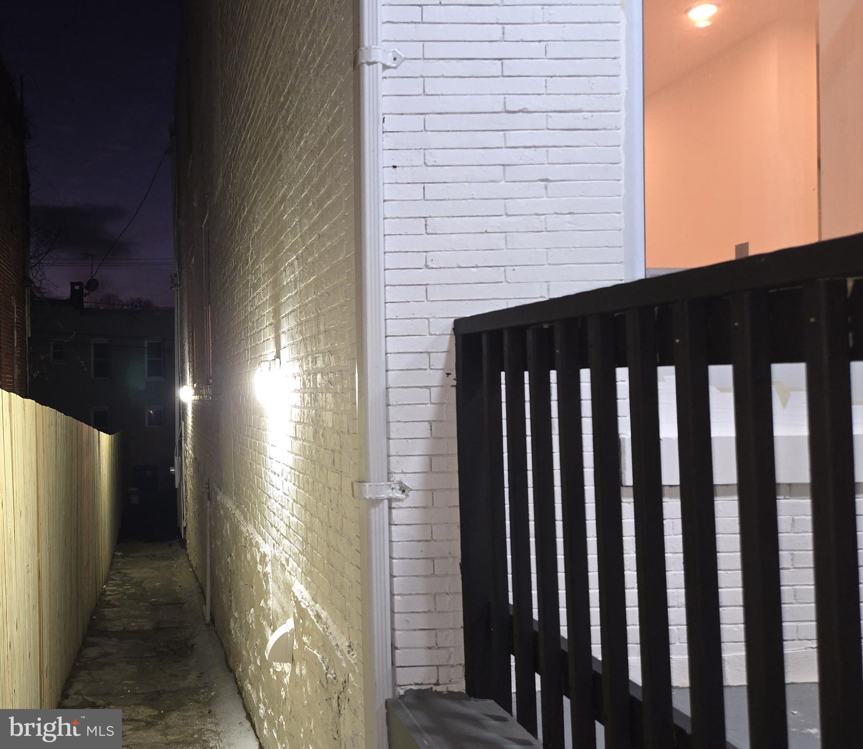 PARK HEIGHTS - Residential Lease