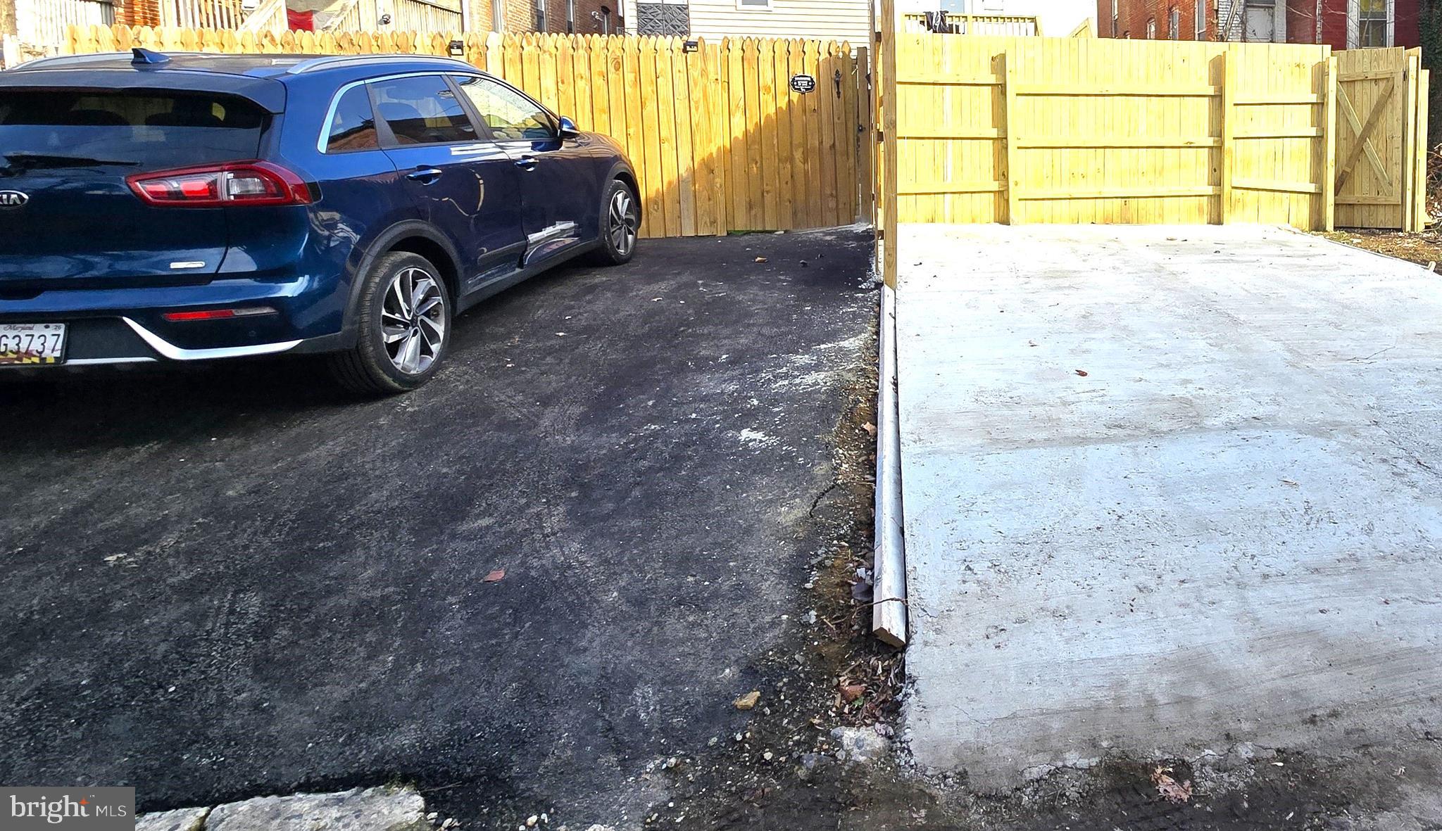 PARK HEIGHTS - Residential Lease