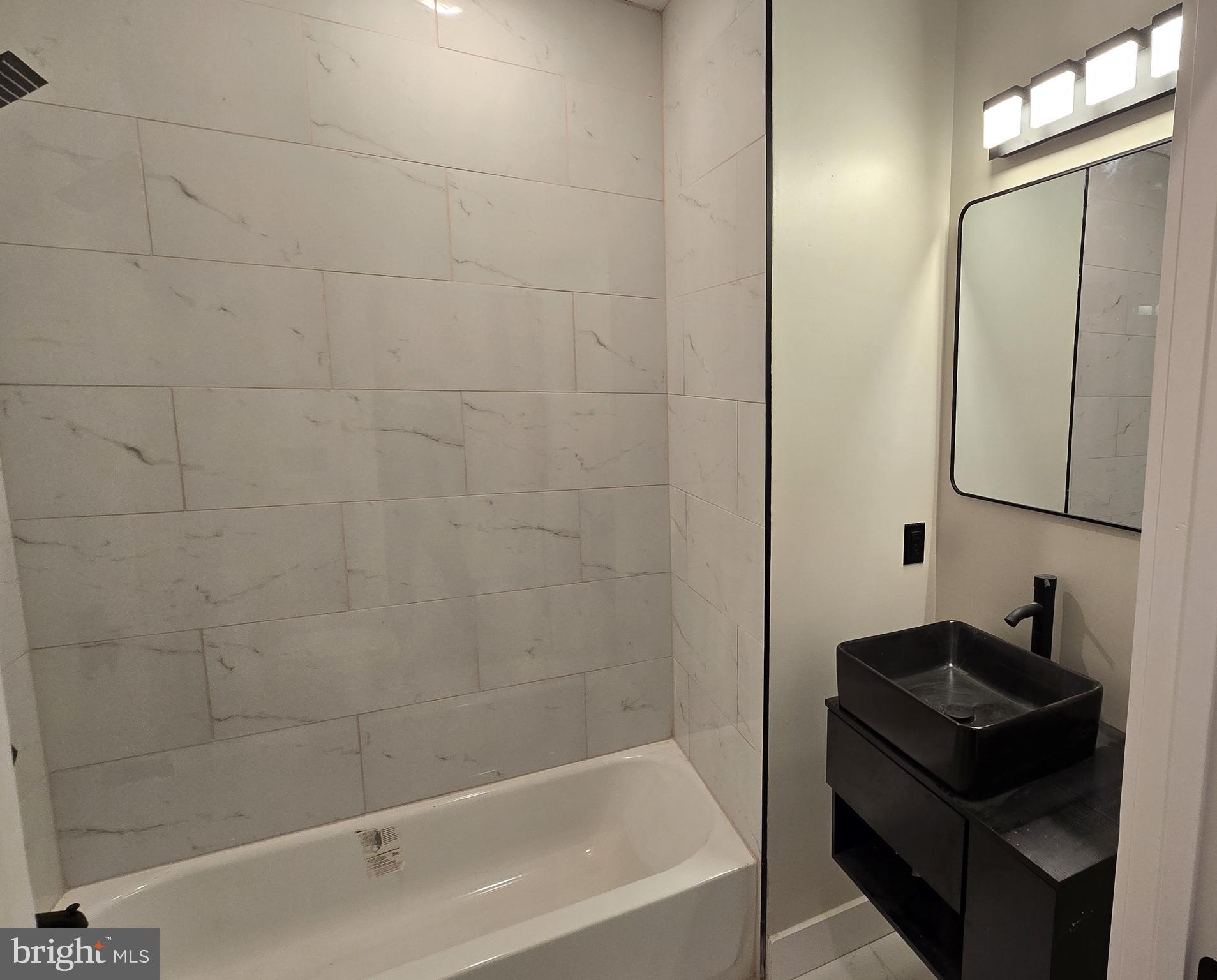 PARK HEIGHTS - Residential Lease