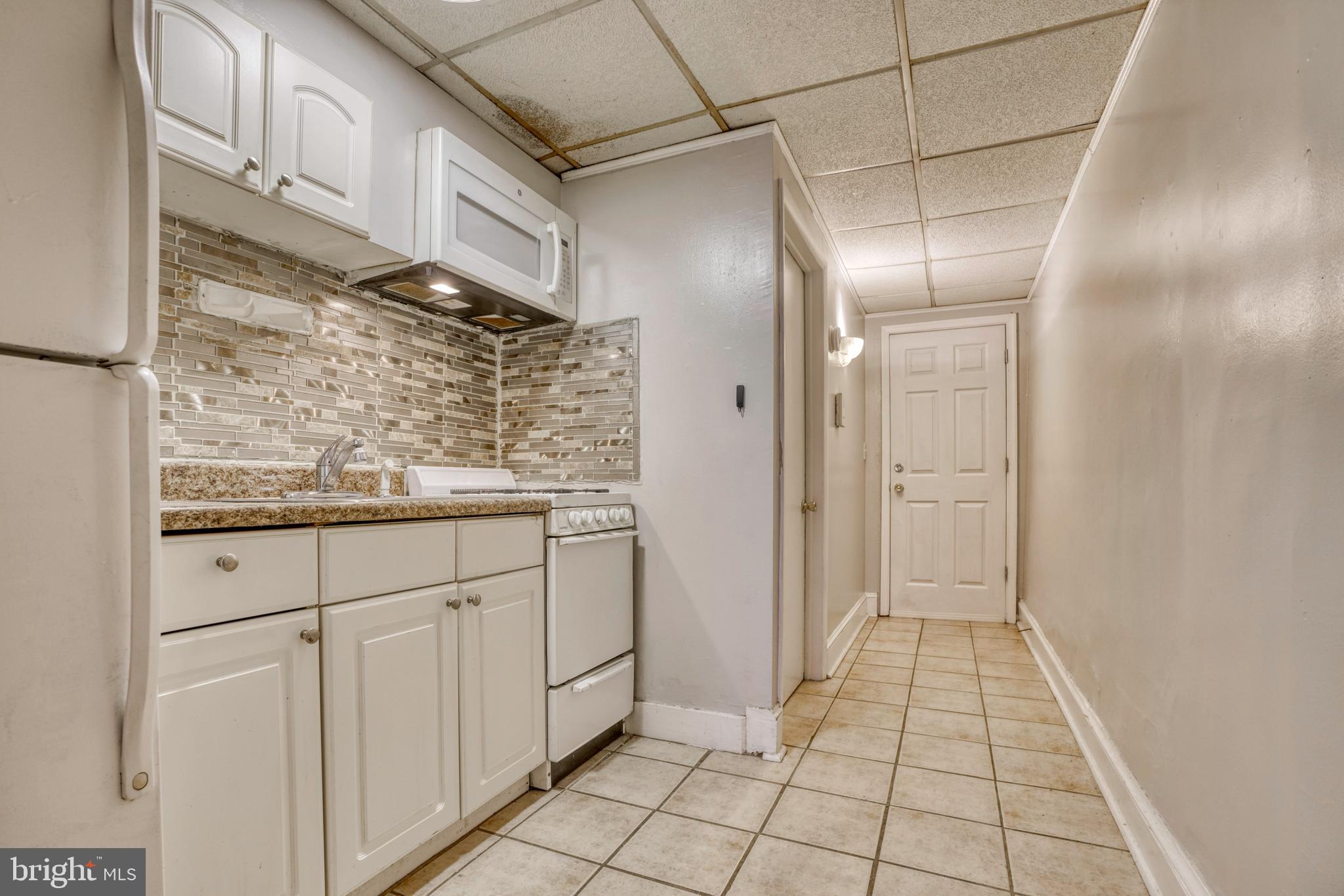 MOUNT VERNON PLACE HISTORIC DISTRICT - Residential Lease