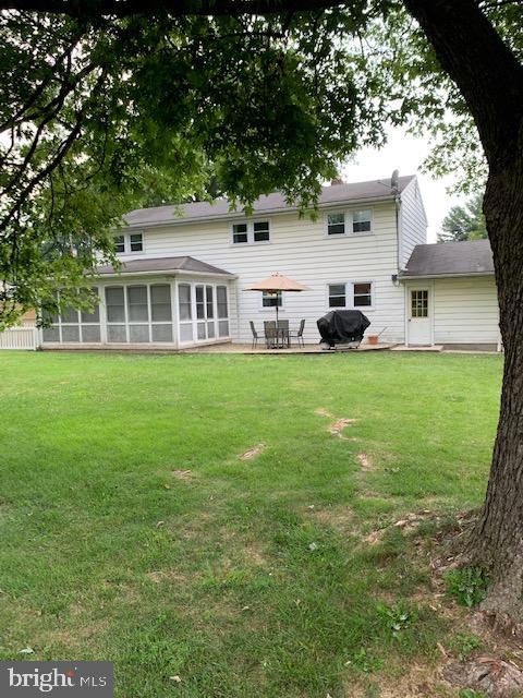 TWIN OAKS - Residential